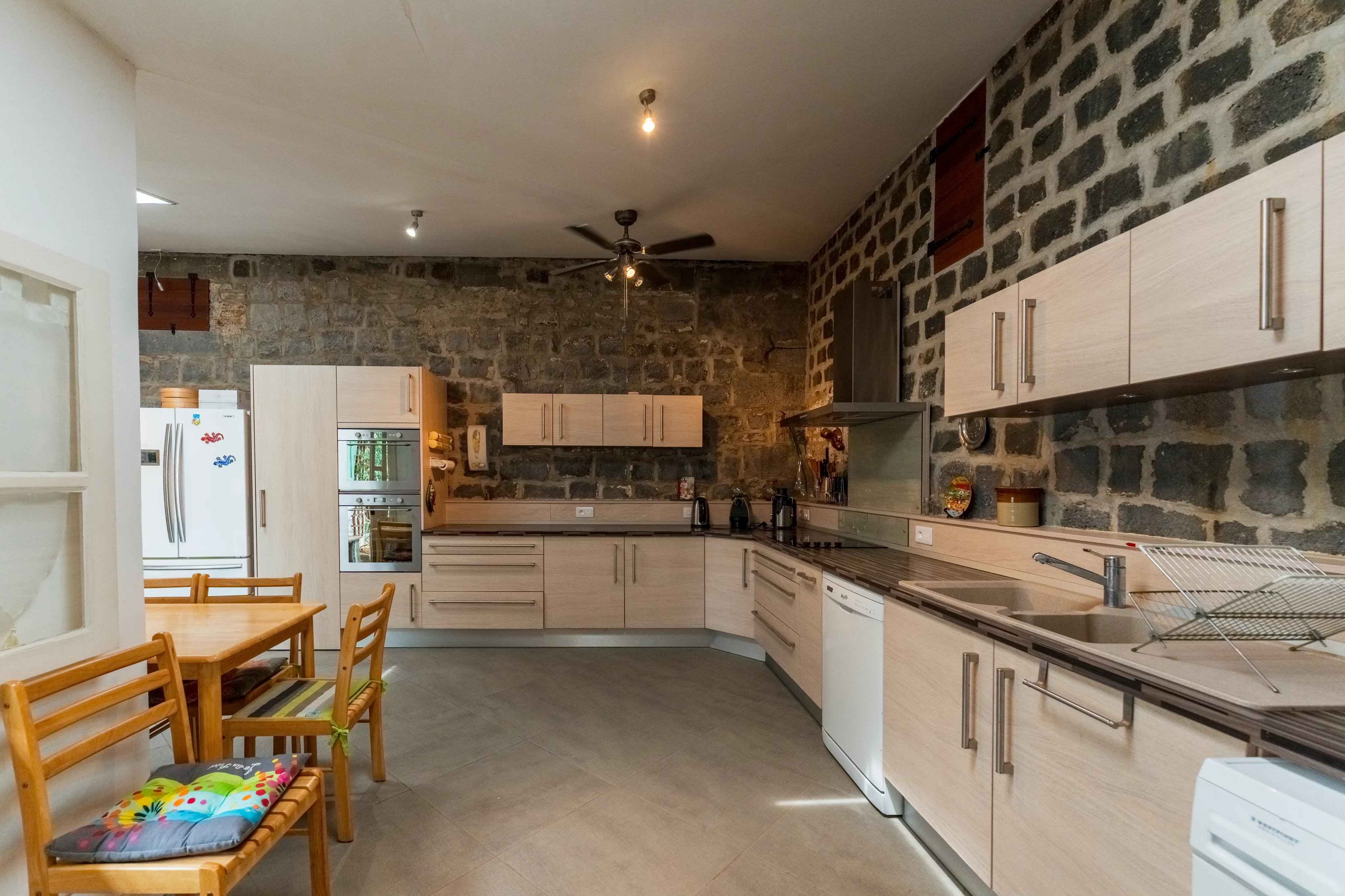 F3320c653694fc4966fafd16d2d2ae25 12b9510aaf 4096 original - Attribut alt par défaut.