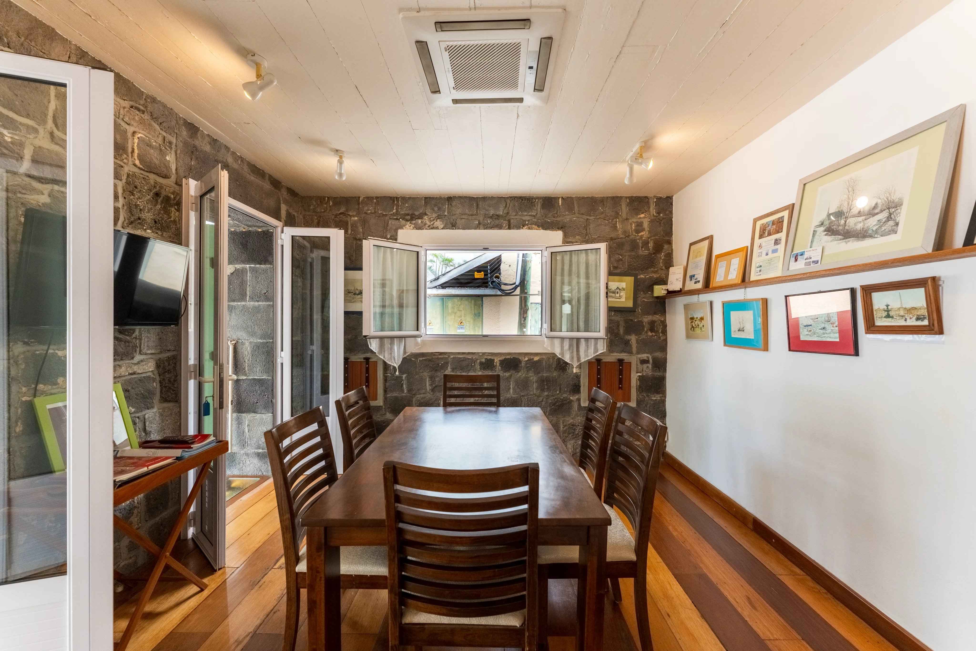 03e4c6d125f9b84a606c96e23271714b f954f01694 4096 original - Attribut alt par défaut.