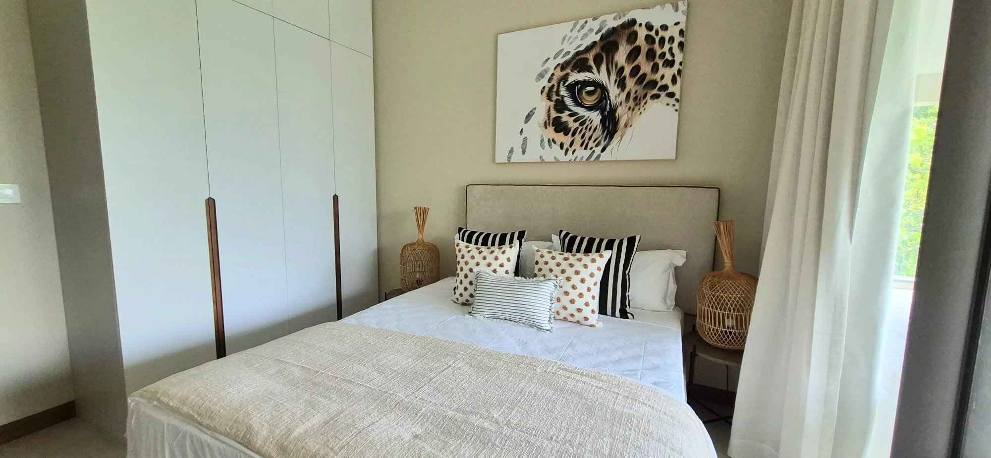 F4efd88fc0f78cb71cce130d98a21b76 df2e01d3c8 2000 original - Attribut alt par défaut.