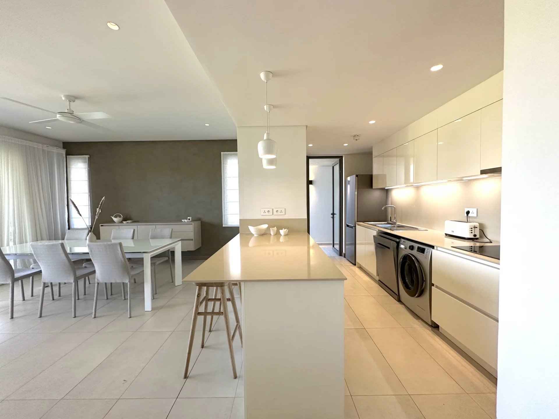 B6d4df93a687e5f108f5ffa1144b7337 b13ca5f0d9 1920 original - Translation missing: en.helpers.application.image_tag.default_alt