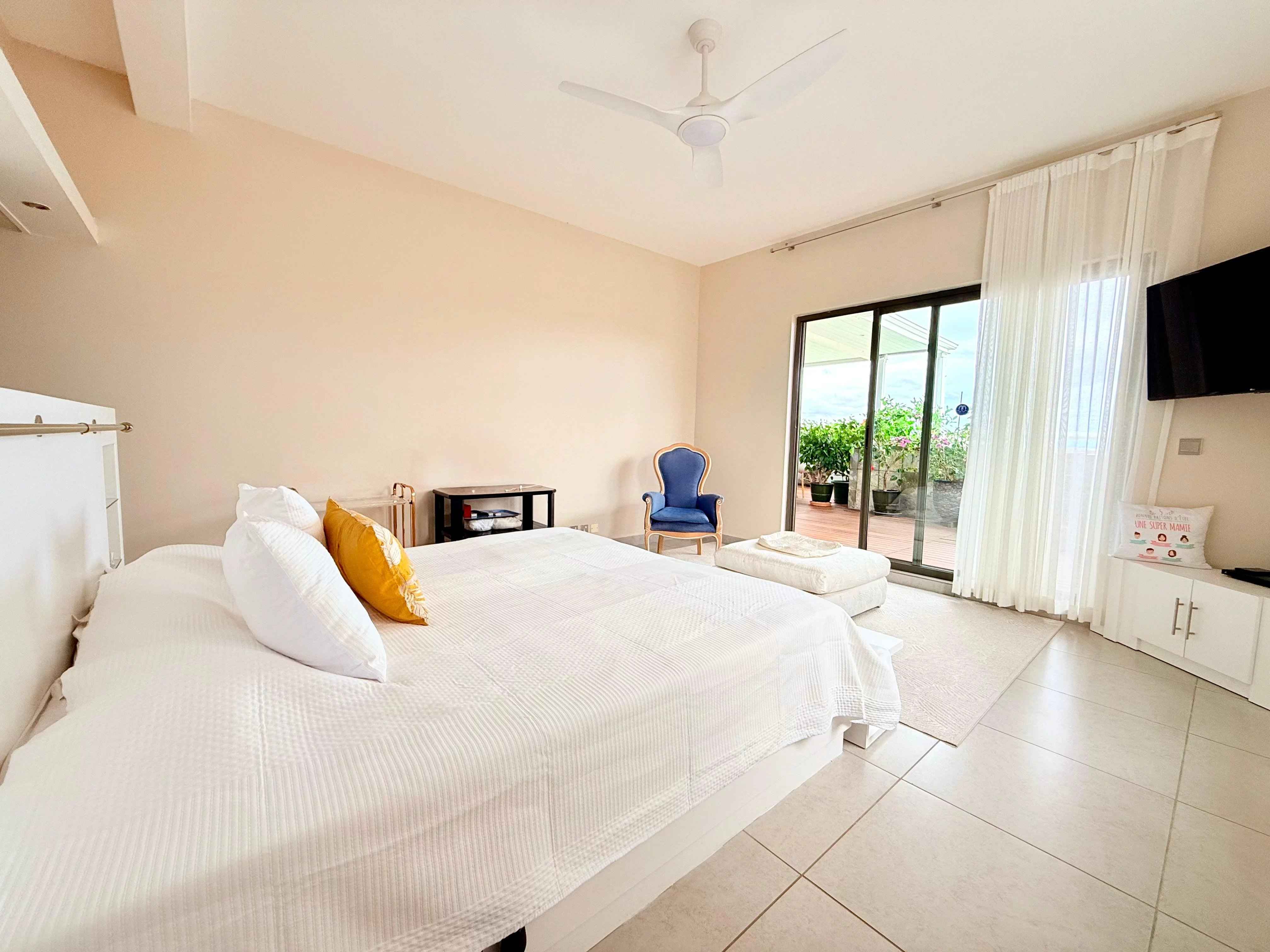 452bc8926b2ef33be6e1173fcae21aab eb6a62e7de 4032 original - Attribut alt par défaut.