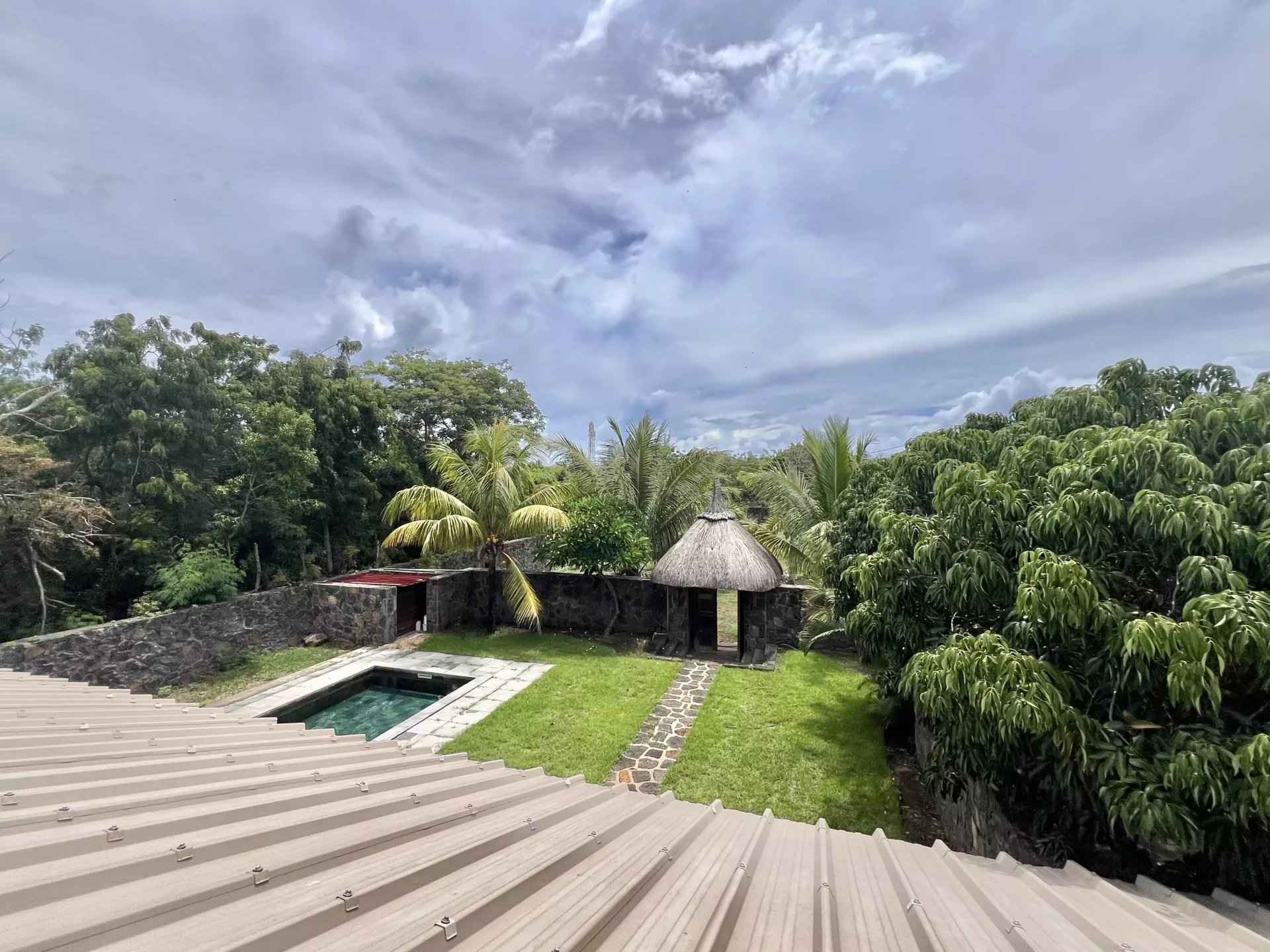 6ef89fe96e61ec79cf8aea85075435d3 4cca9a2e3c 1920 original - Attribut alt par défaut.