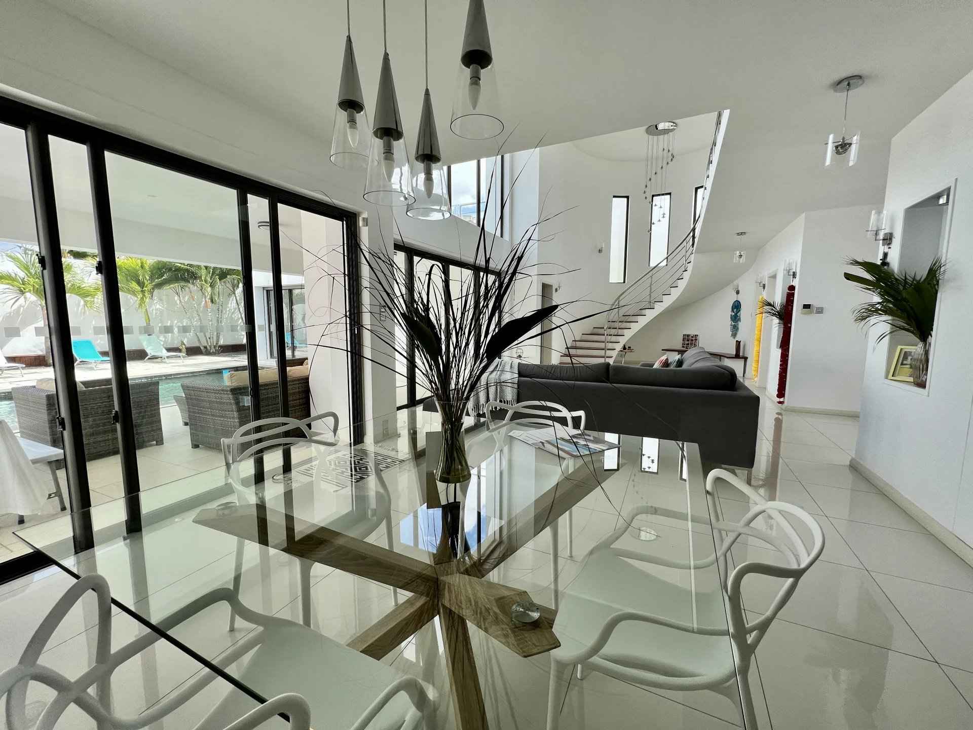 Dc33f181b96cffae7258d70e4b62fbec f0aad0abc6 1920 original - Attribut alt par défaut.