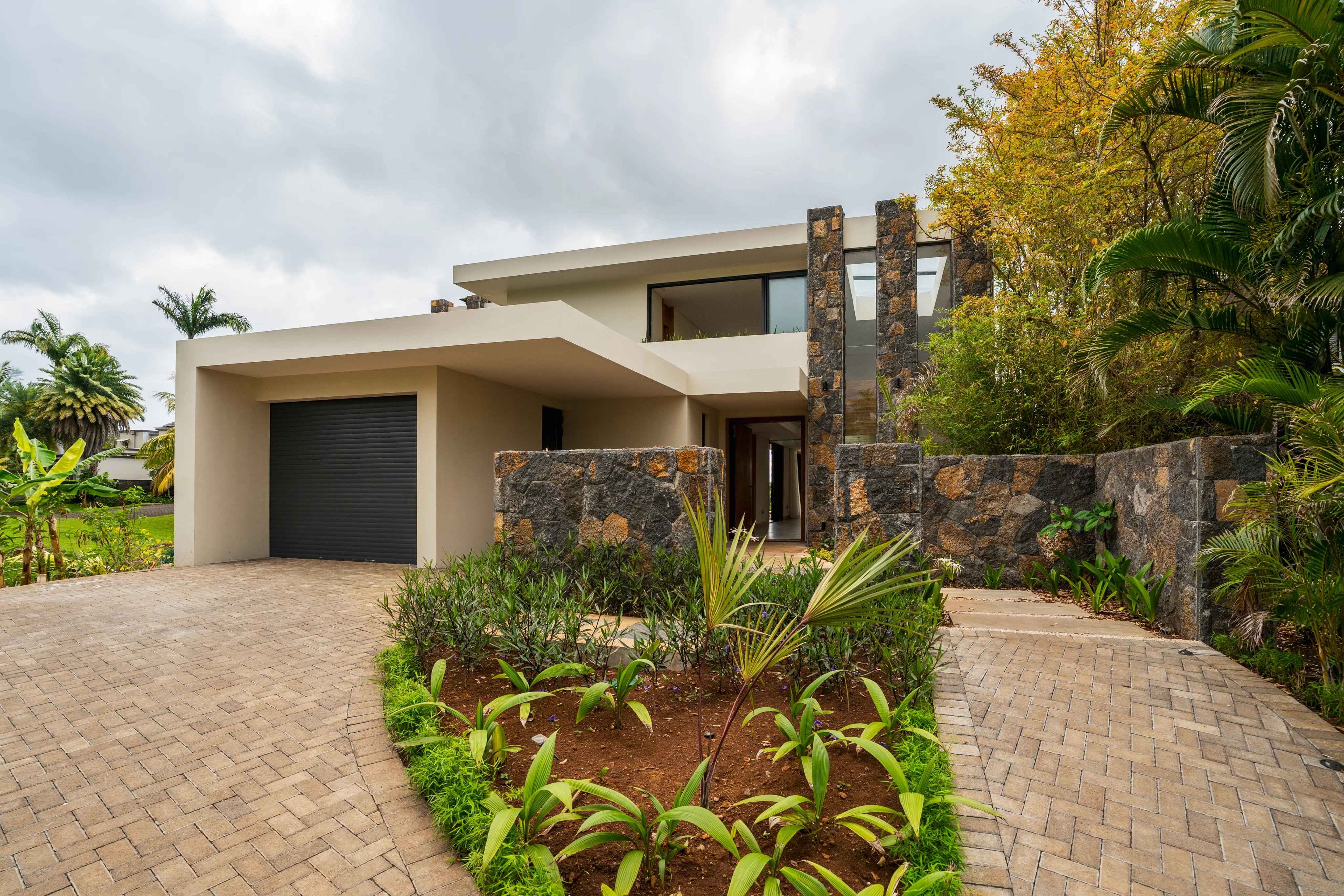 931bac0fa86950f3b470002a088fd2a7 38016458b1 4096 original - Translation missing: en.helpers.application.image_tag.default_alt