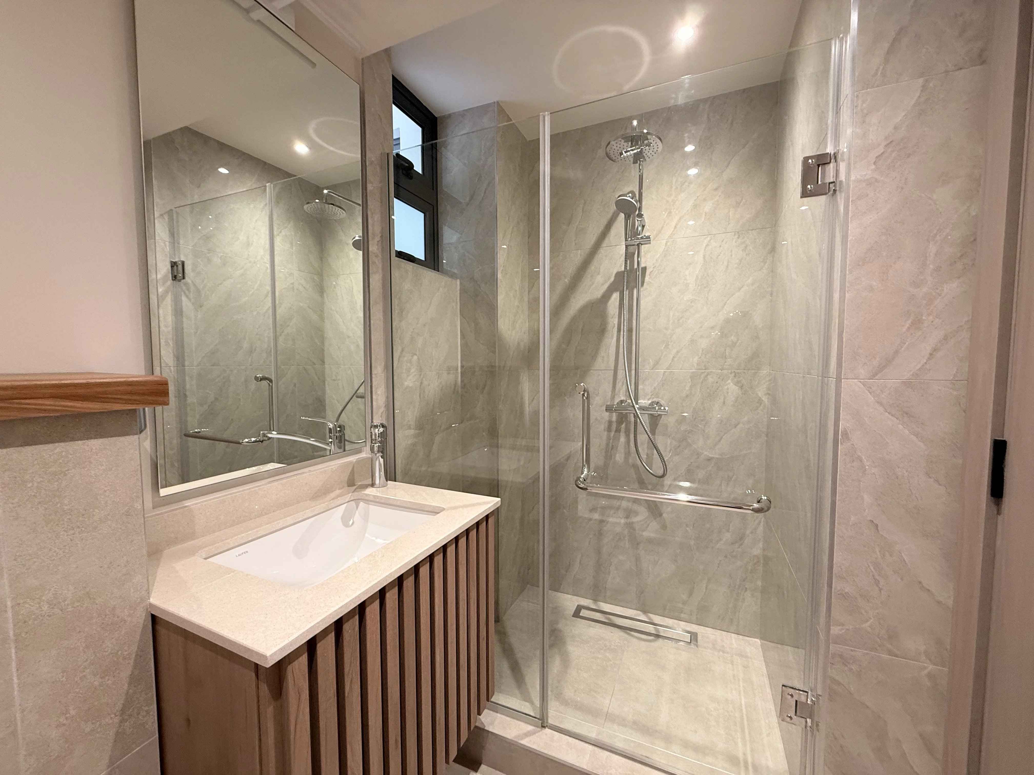 9d8446cf3c2584fe1cebf063cd488c9b d8e88499f5 4032 original - Attribut alt par défaut.