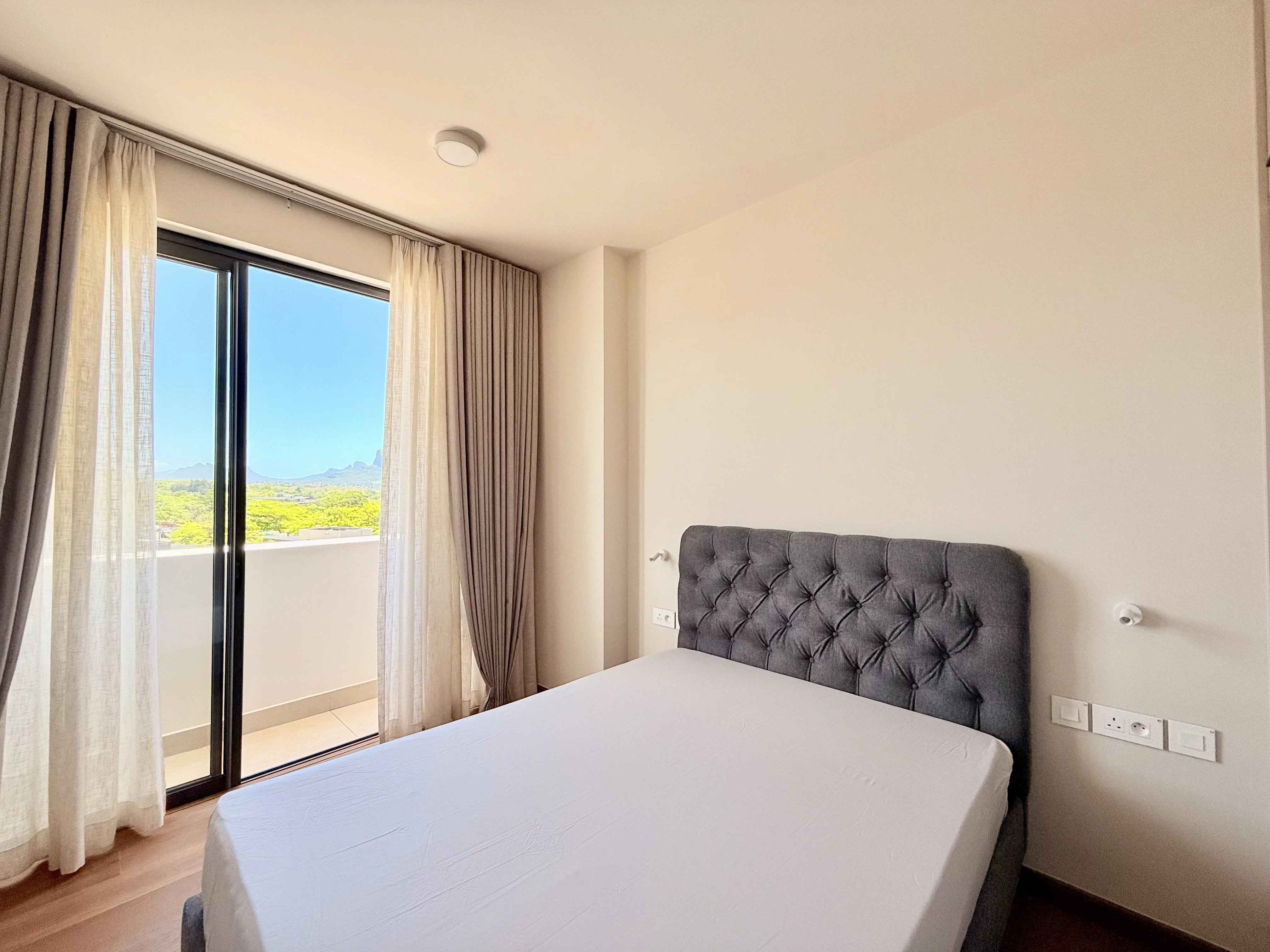 81fa40f21ff9b654e4c88395cfaf0c61 c058129576 4032 original - Attribut alt par défaut.