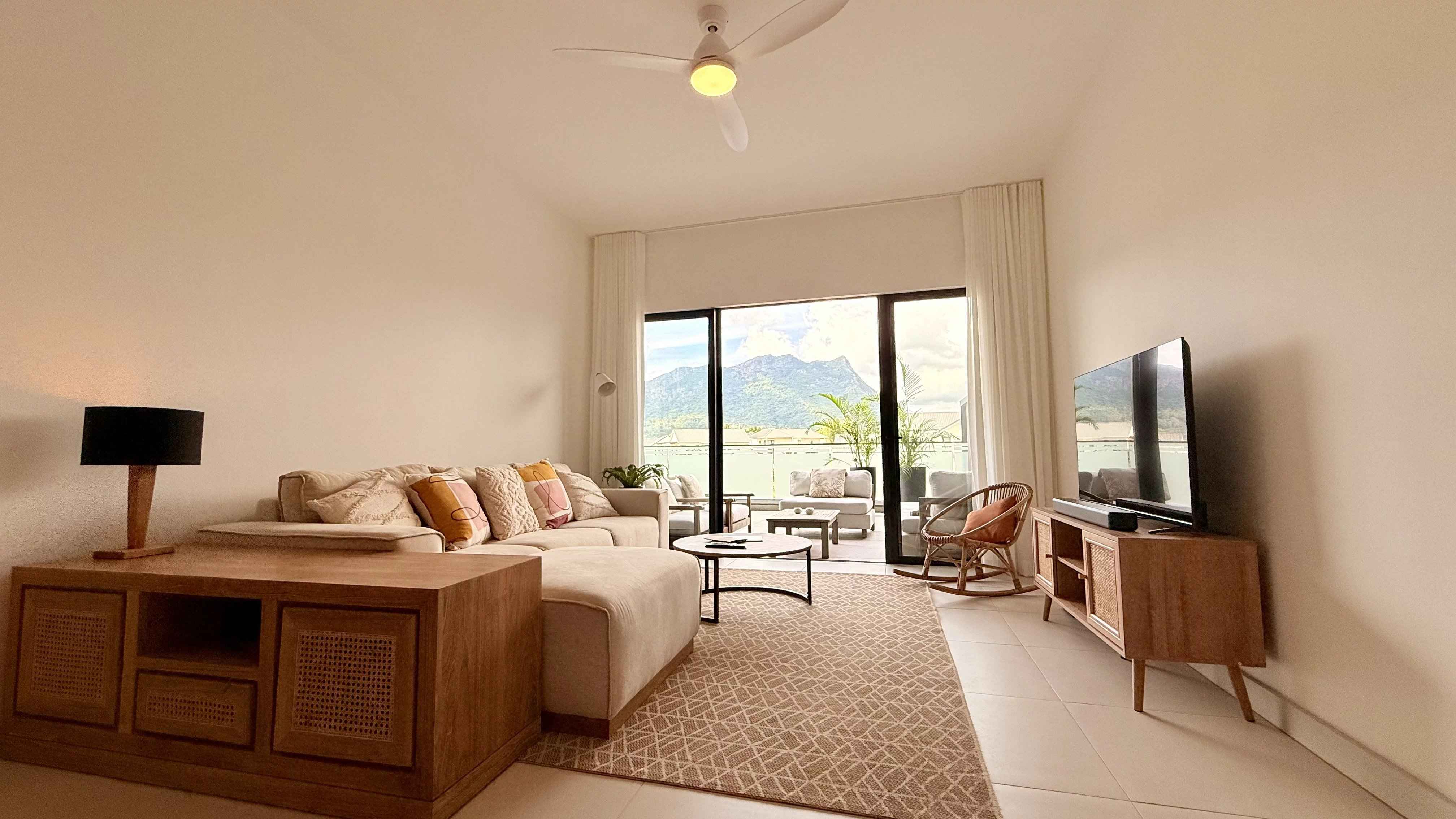 6e0b73a449ca8c8df66d813d0155b494 b1f1f1e2f2 4032 original - Translation missing: en.helpers.application.image_tag.default_alt