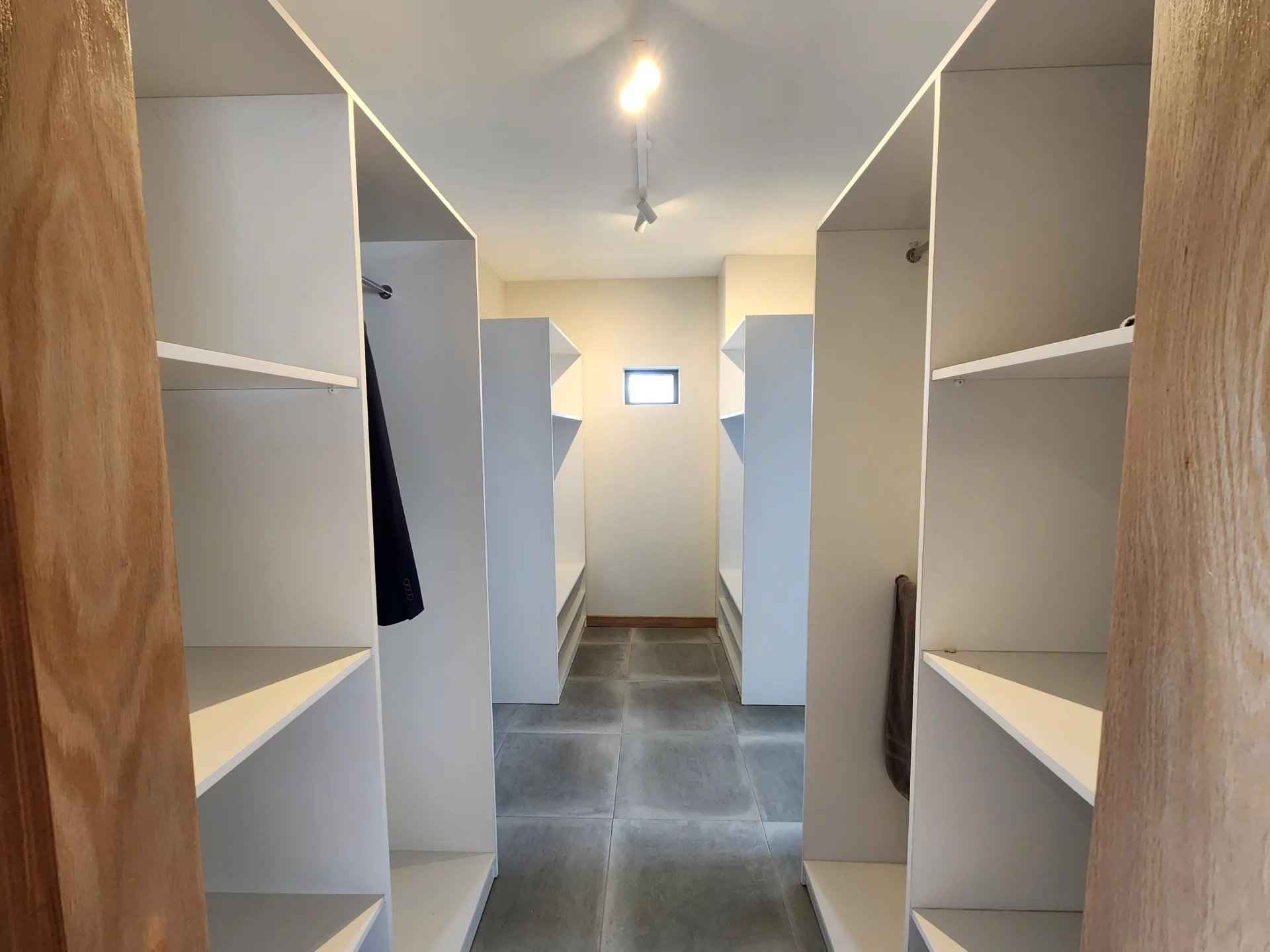 8b8914d57e22fbbc91a48be0b57adbc3 4fc3c4aafb 1920 original - Attribut alt par défaut.