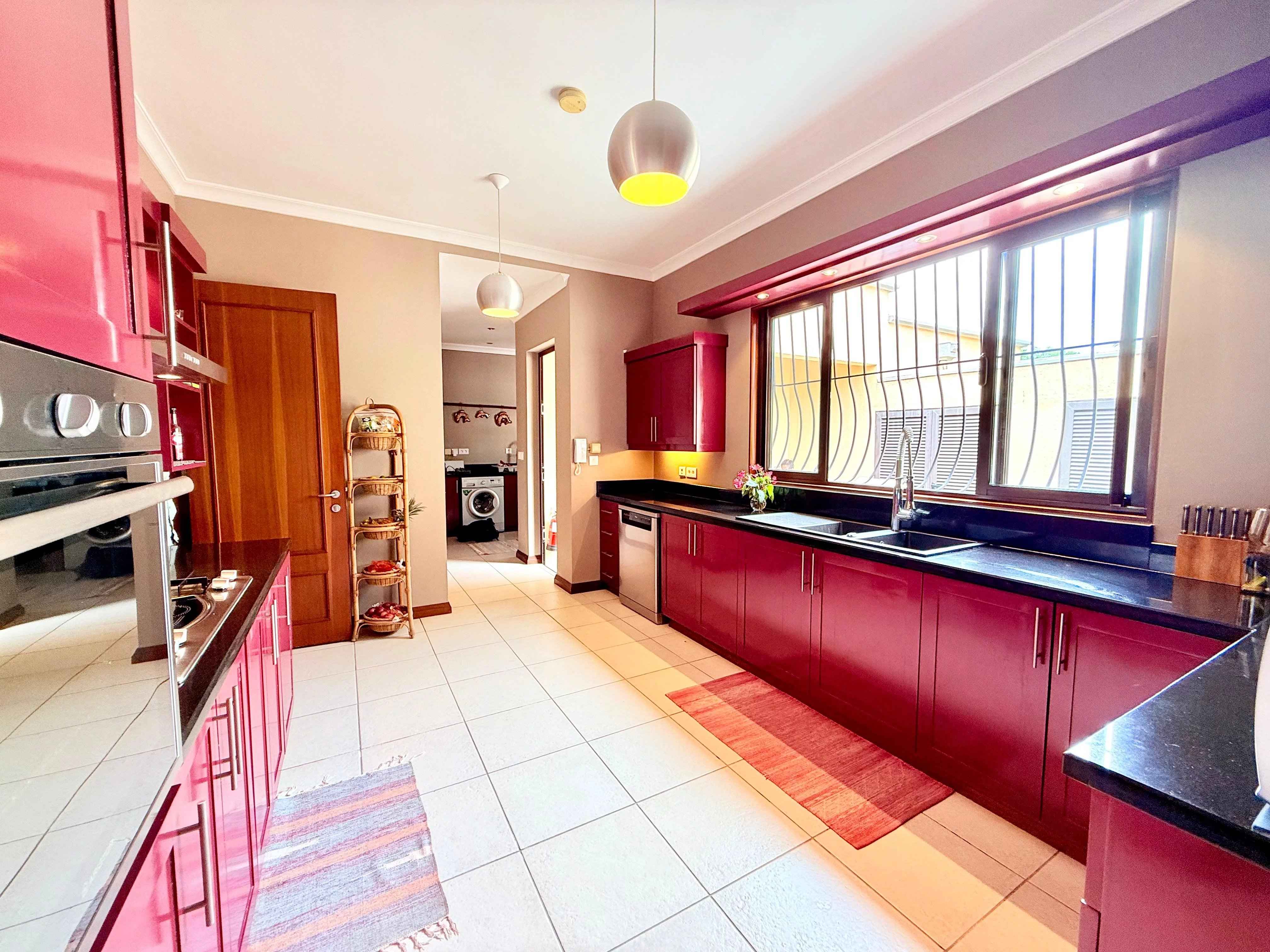 Ae562dac38463517ba62c2d1cfd7e838 13c51a8b50 4032 original - Attribut alt par défaut.