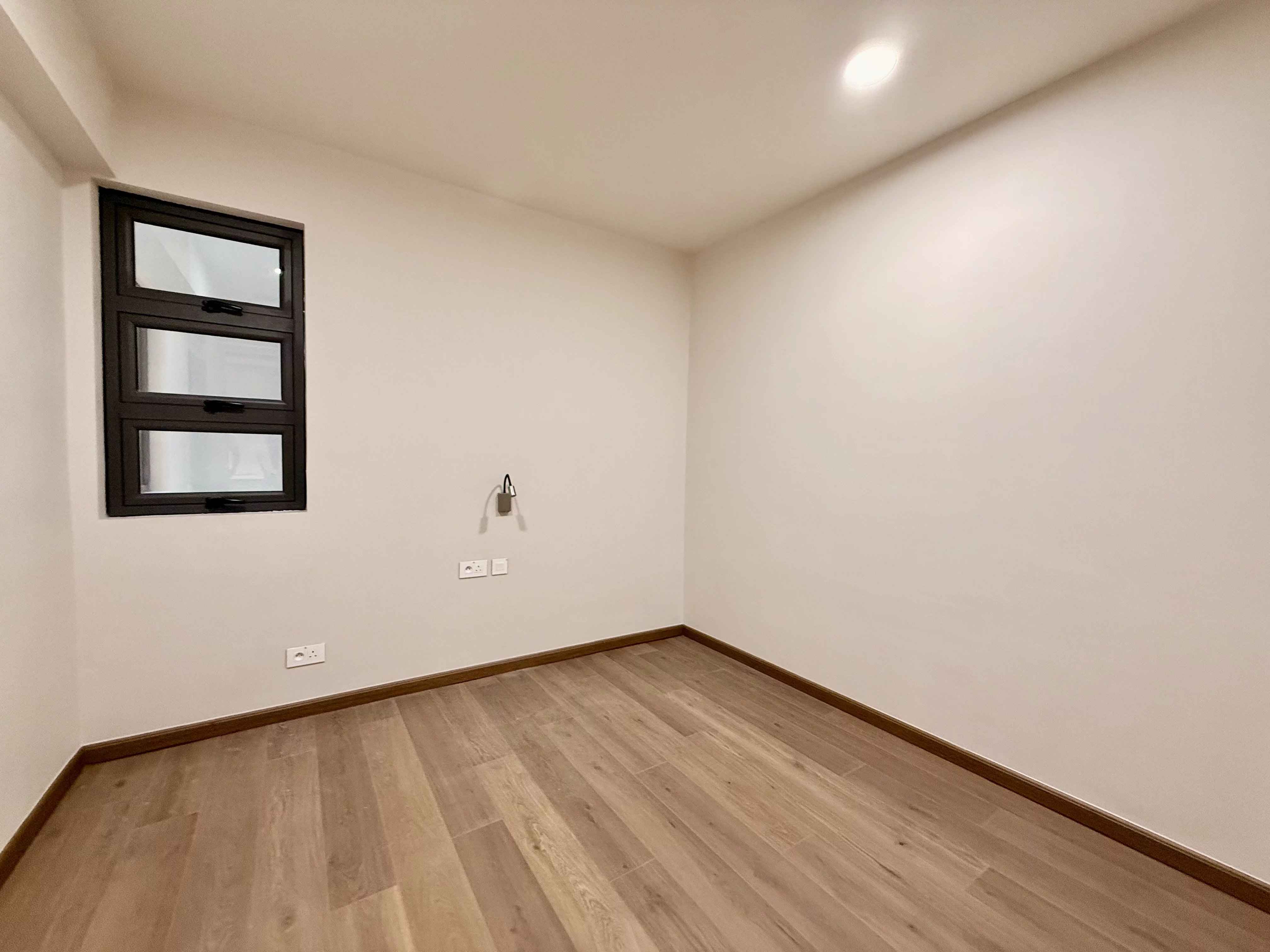 18a2677505aadd596eff46753e745ab5 f3dbe92ef3 4032 original - Attribut alt par défaut.