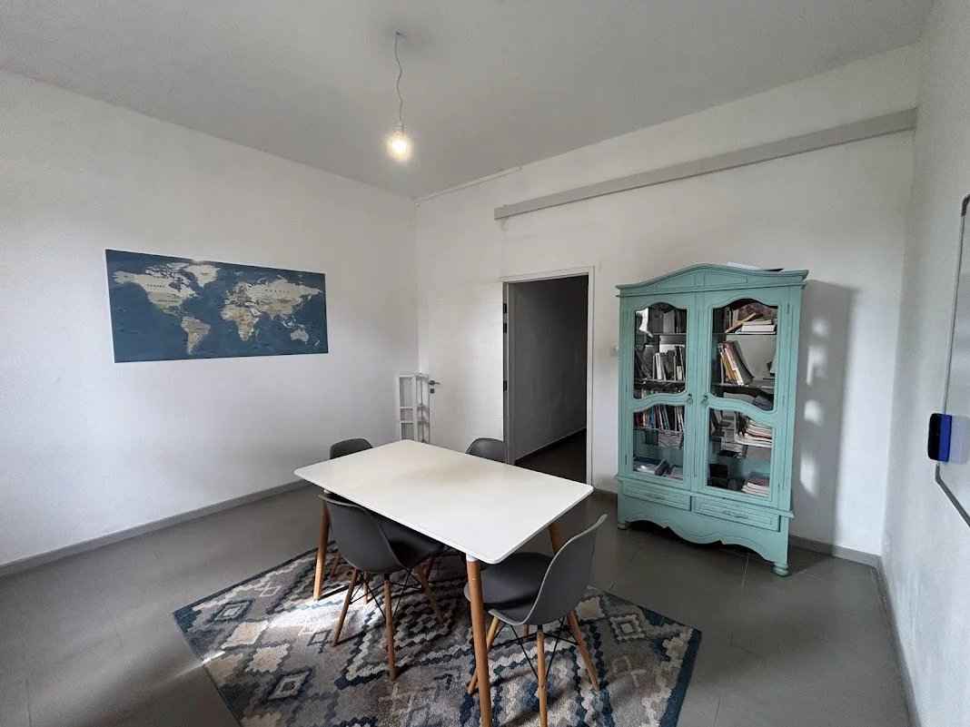 D317f4040c7cedb90e2ef28be30aa05d cd874585ee 1068 original - Attribut alt par défaut.