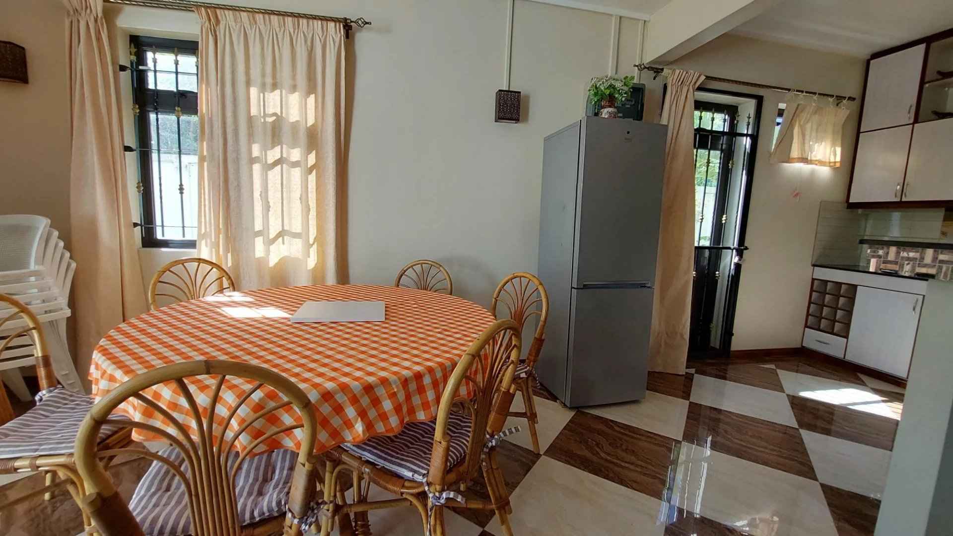 34d69196a4913728ba55ccafd19b0432 d622b41905 1920 original - Attribut alt par défaut.