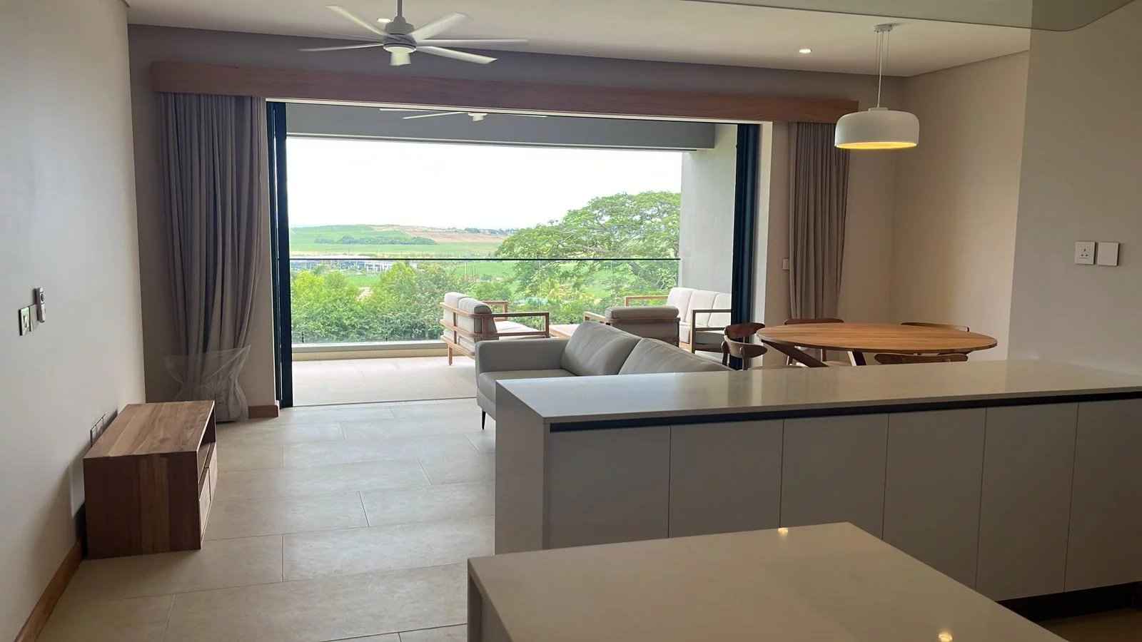 D5b8f5e7f98ee7ea489d5981656330e8 e3b17e82bc 1600 original - Translation missing: en.helpers.application.image_tag.default_alt