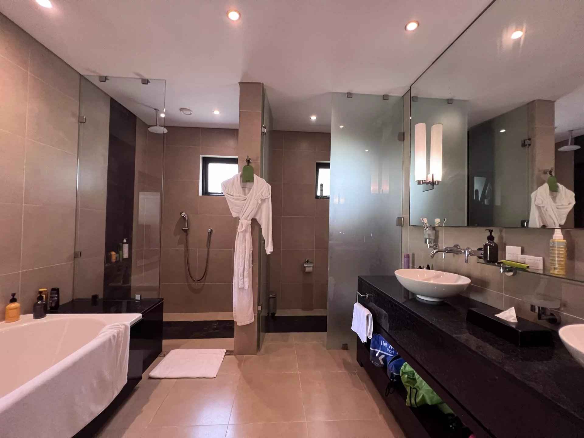 1ecc0e222f224ea90f06887158d2eaee 3bdb26181a 1920 original - Attribut alt par défaut.