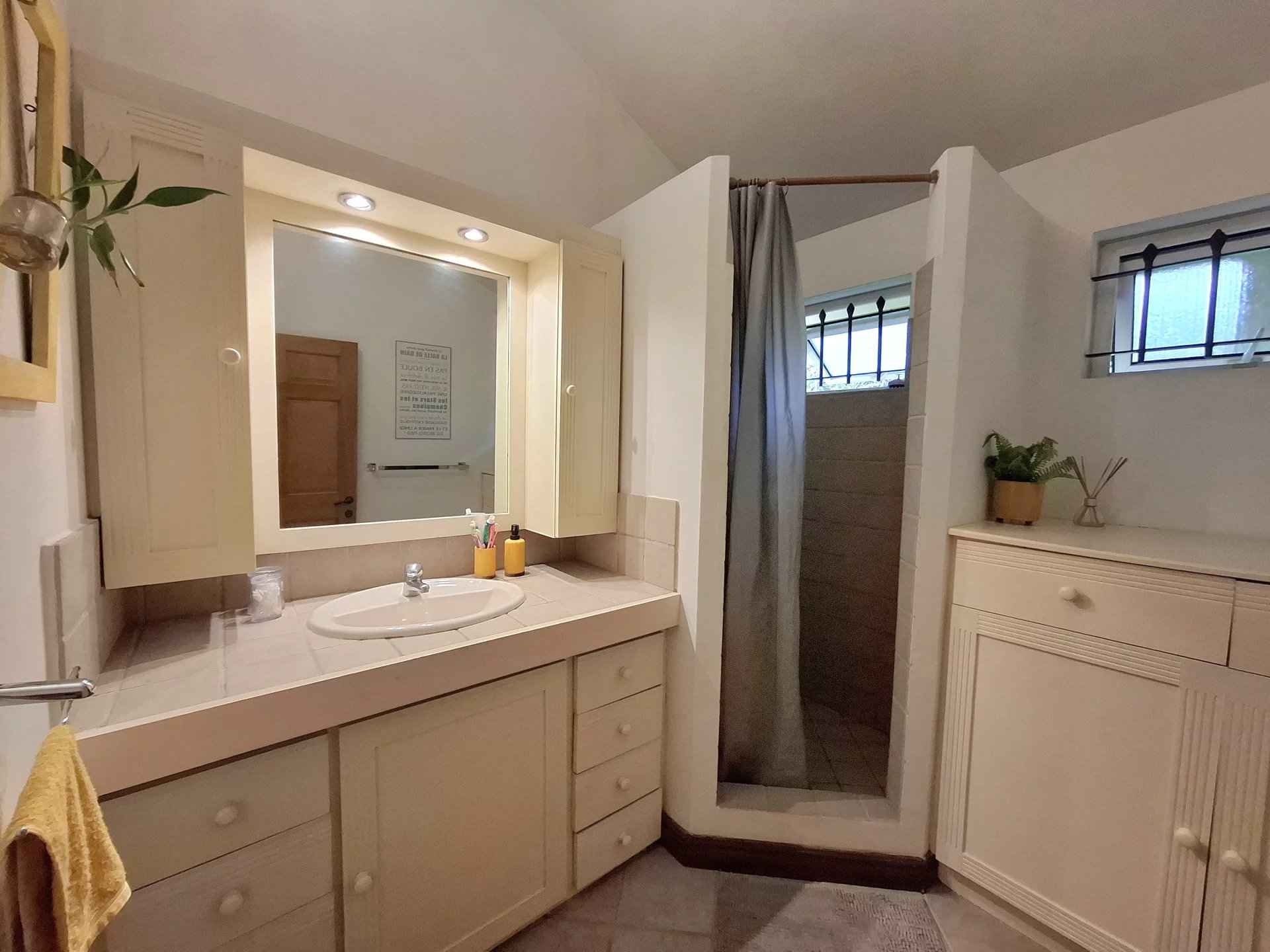 Cefdb0b90f393e4d5b0e18d614e7f8bf e9ba8c403d 1920 original - Translation missing: en.helpers.application.image_tag.default_alt