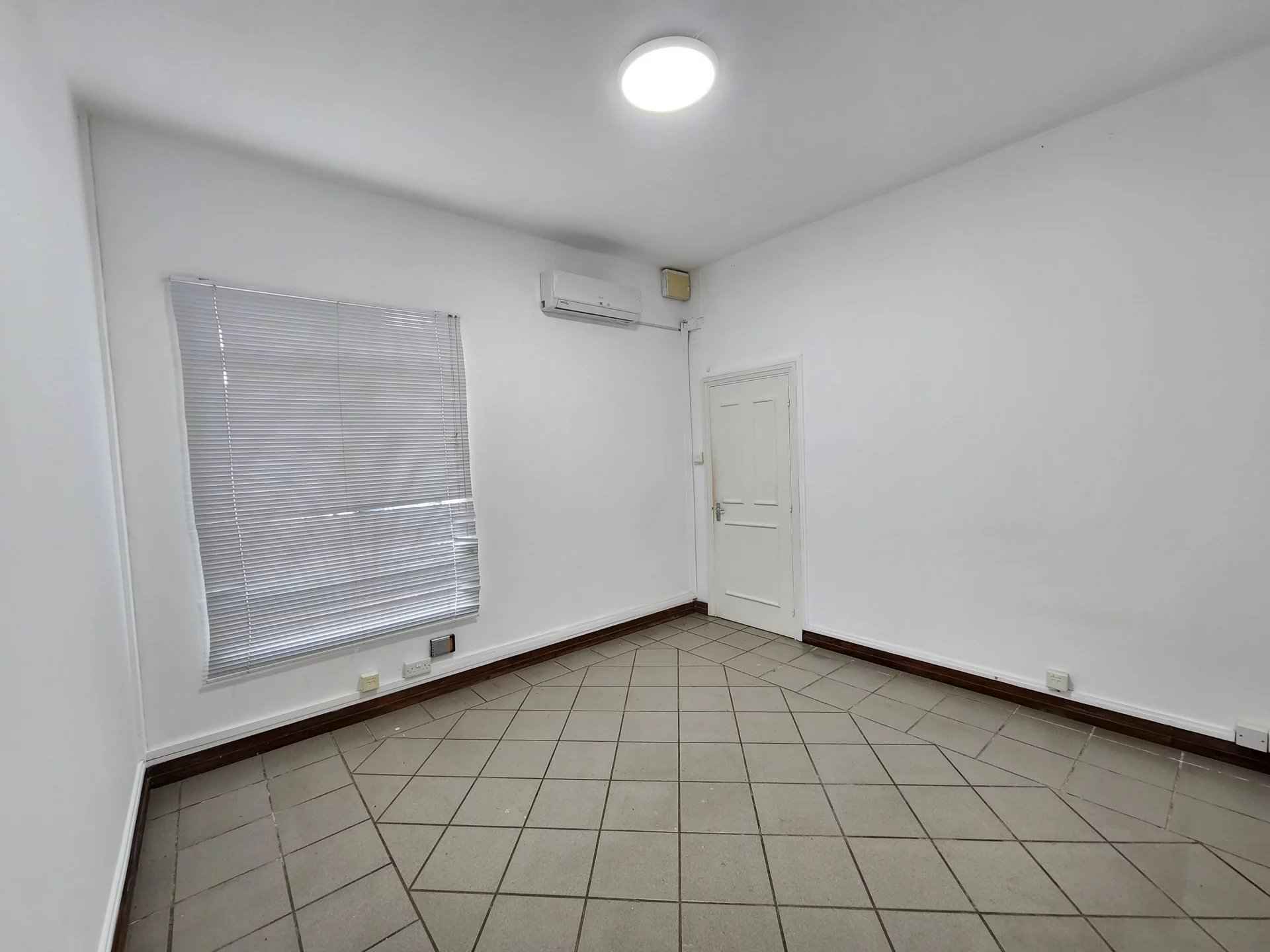 1b50f70d46c1eb833c2517731eaeb4bf a866a958b7 1920 original - Attribut alt par défaut.