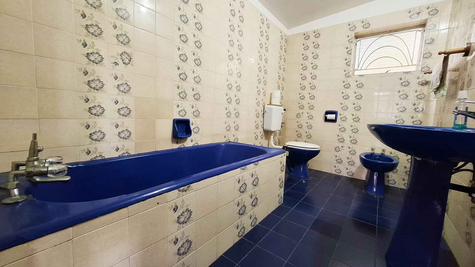 Cd0f402c5215c2c83746e6322f5de2eb ee262de5b0 2000 original - Attribut alt par défaut.