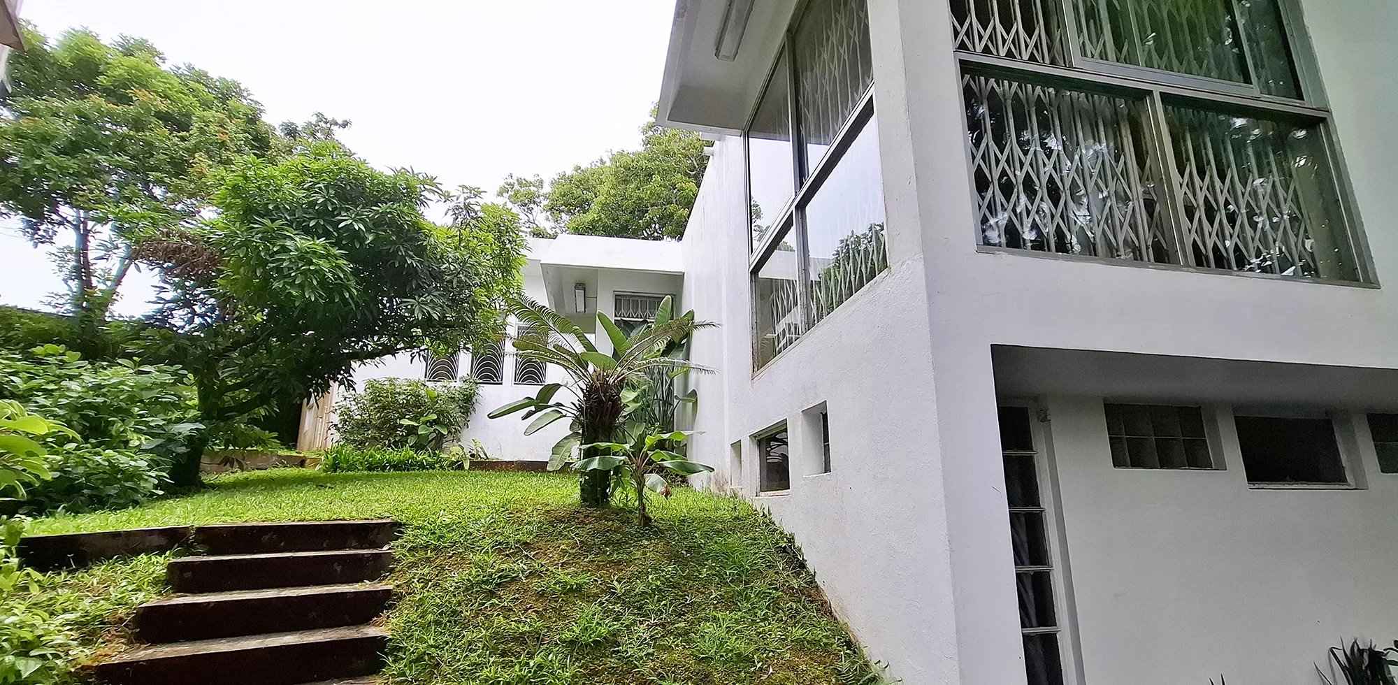 9502452c8a849aa03fd8f9393e13b0ec 709e2d6217 2000 original - Attribut alt par défaut.