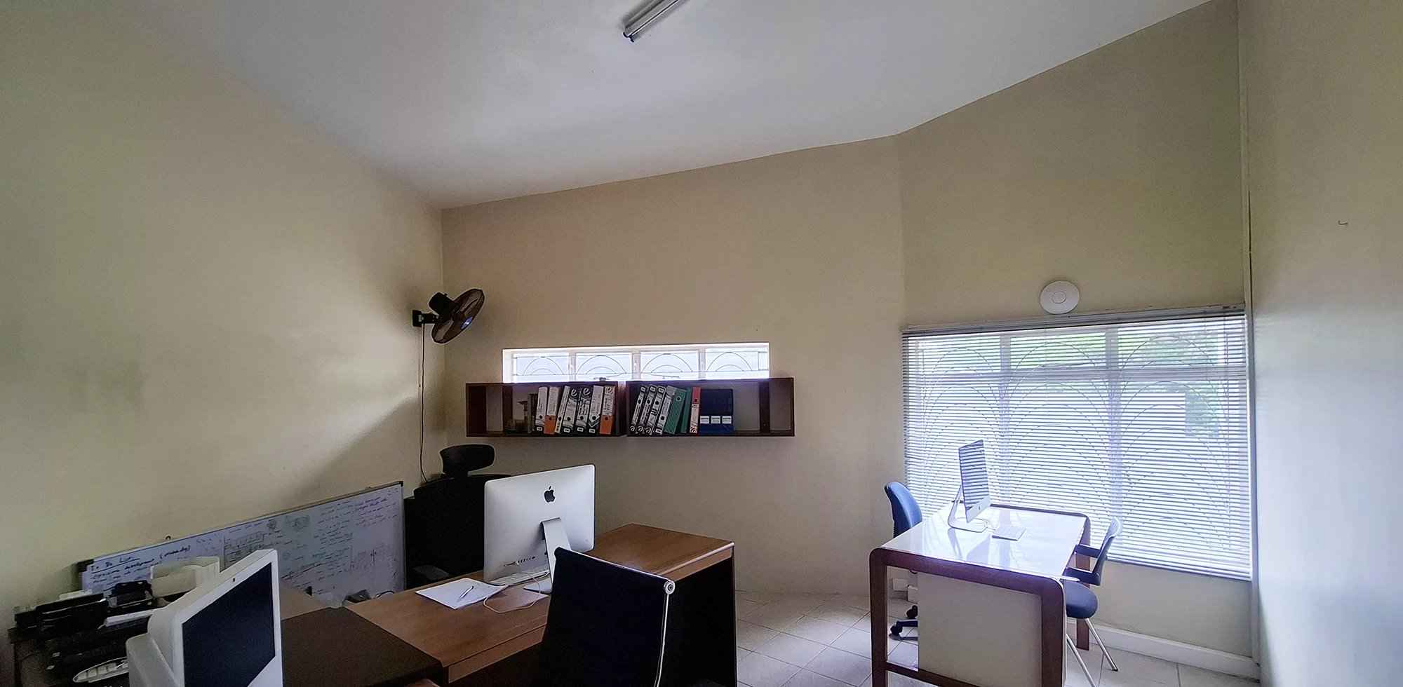 121620990c793364bacf7630927d3b2e 31215c22a0 2000 original - Attribut alt par défaut.