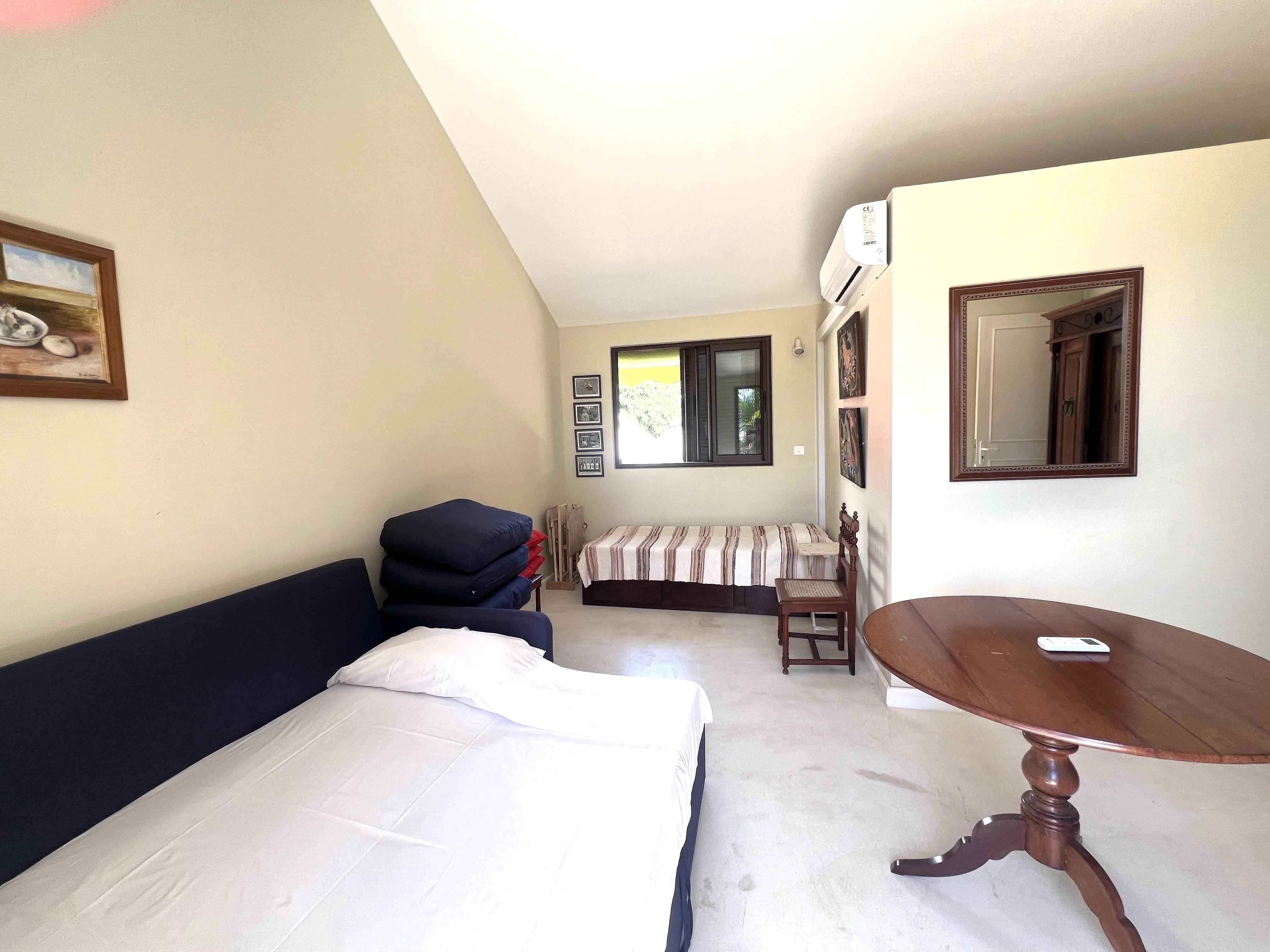 C5b33c809dcfa2f911b17d669595862f ede5634fd7 4032 original - Attribut alt par défaut.