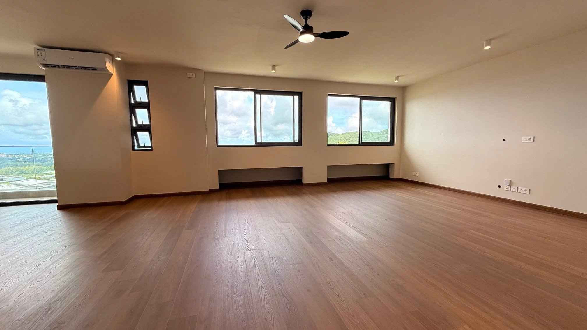 E9e018f46e19b8c5ccac48bcfa6c0971 b88268f6af 2016 original - Attribut alt par défaut.