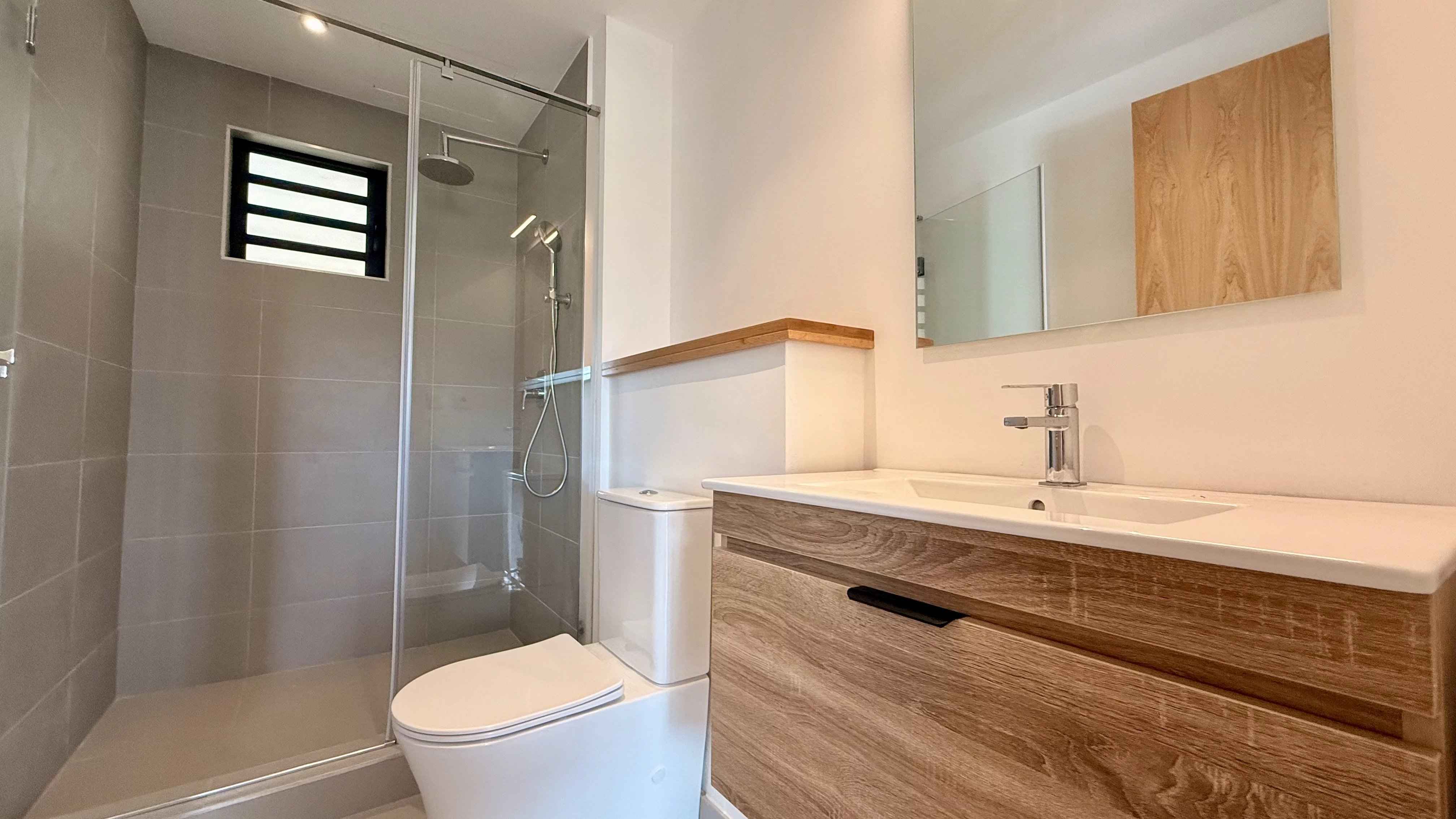 19964b2aa375fc5e3ab3279a5c03207a d0c1de94bf 4032 original - Translation missing: en.helpers.application.image_tag.default_alt