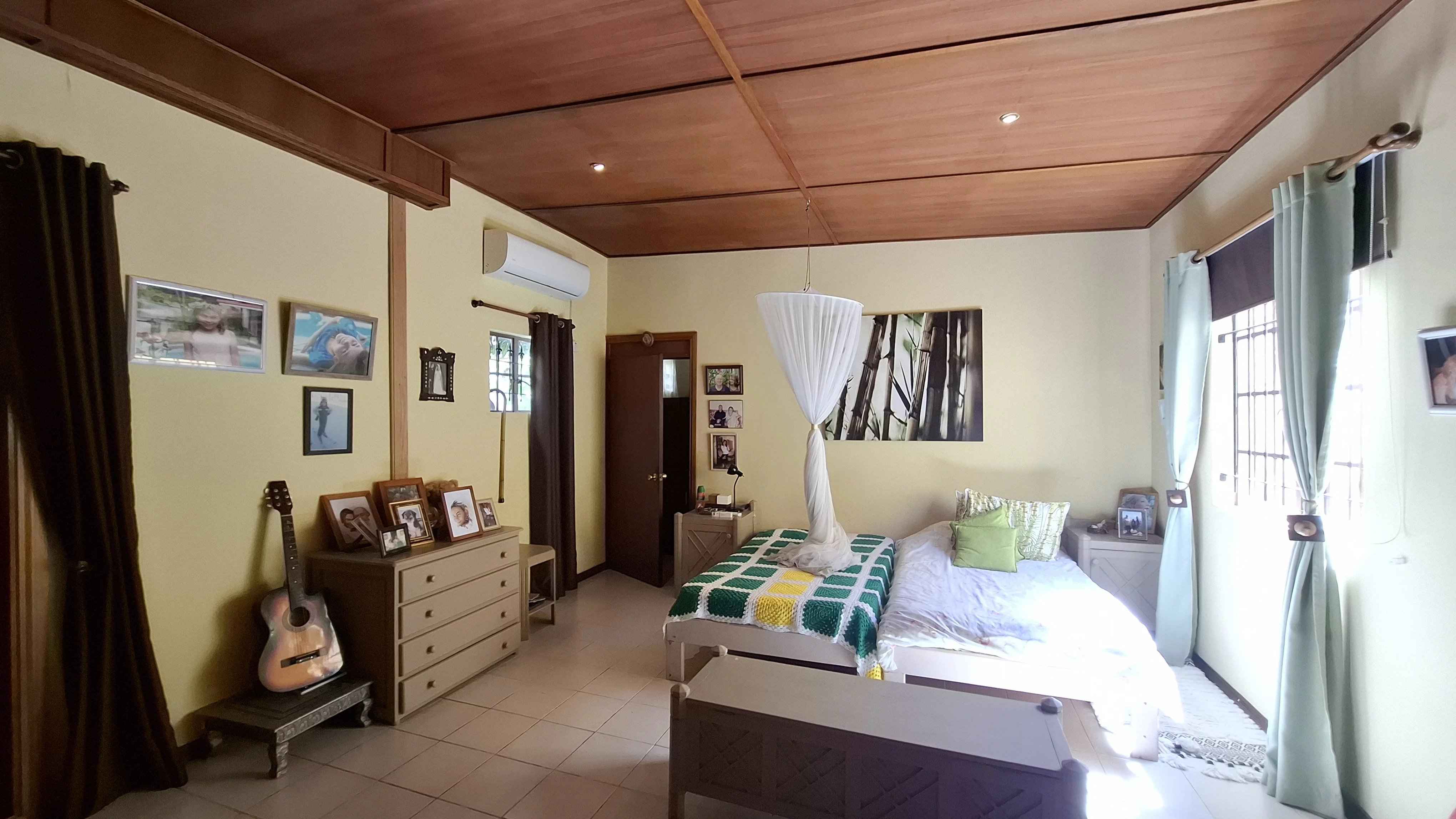 Abb14d4cfd95947767c5177529e94178 85de967a34 4080 original - Attribut alt par défaut.