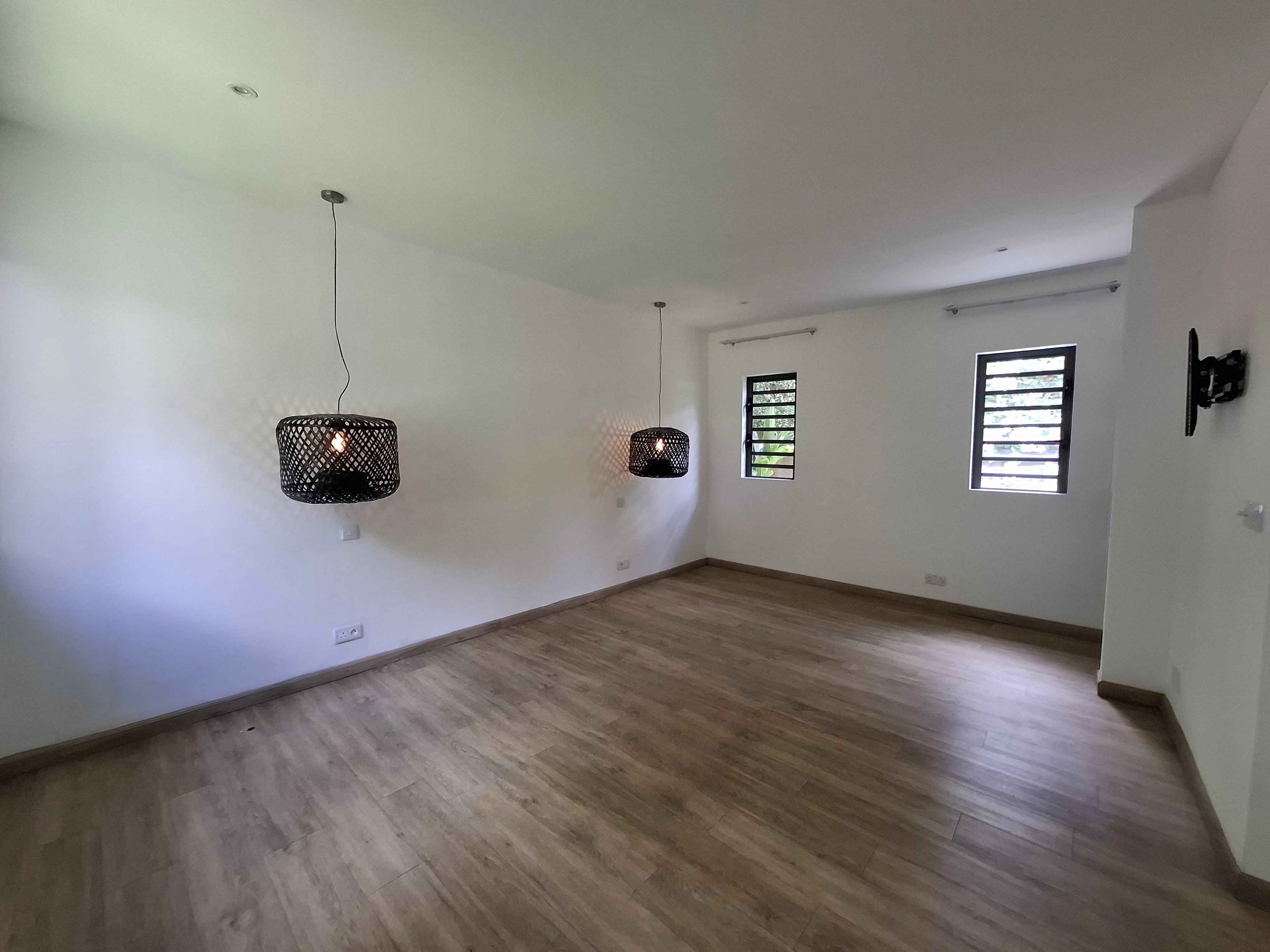 Bbe5e8eb1bcdfbbe54a110d86a4a6626 4cbf7db1d5 4080 original - Attribut alt par défaut.