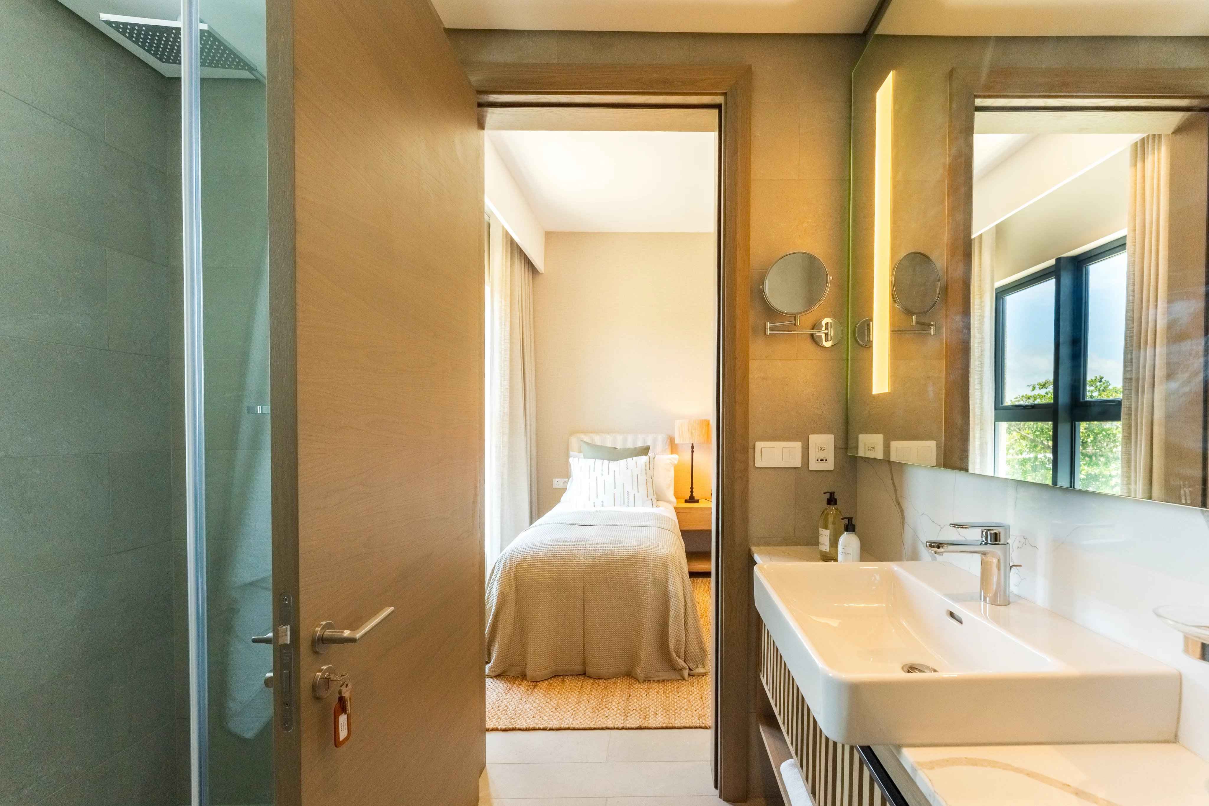 8ad376e838978c6debf6335bbb034628 9440b48244 4096 original - Translation missing: en.helpers.application.image_tag.default_alt