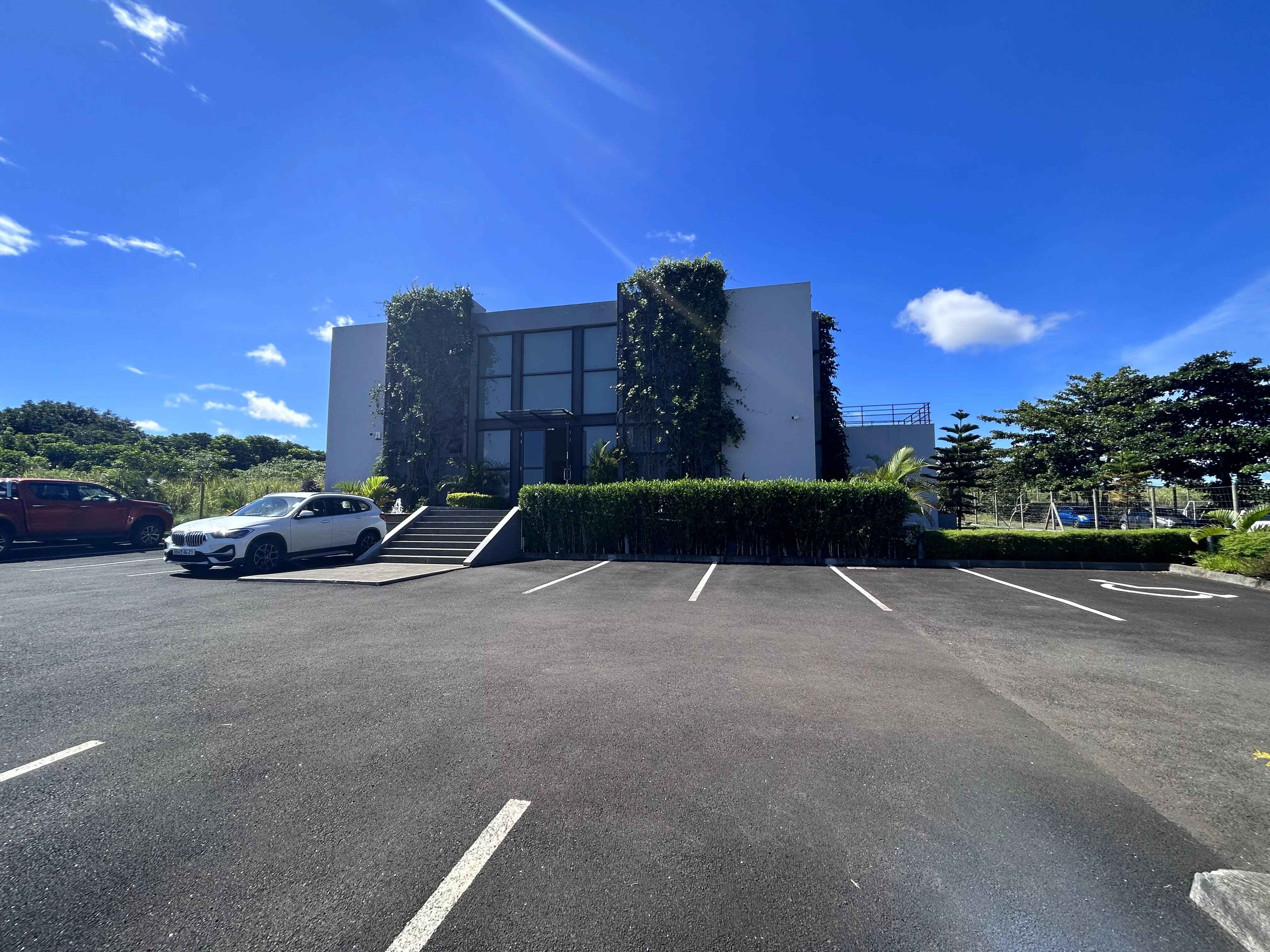 720e913d2f9f0846fd2a1fd49071d3f2 6cab424cb8 4032 original - Attribut alt par défaut.