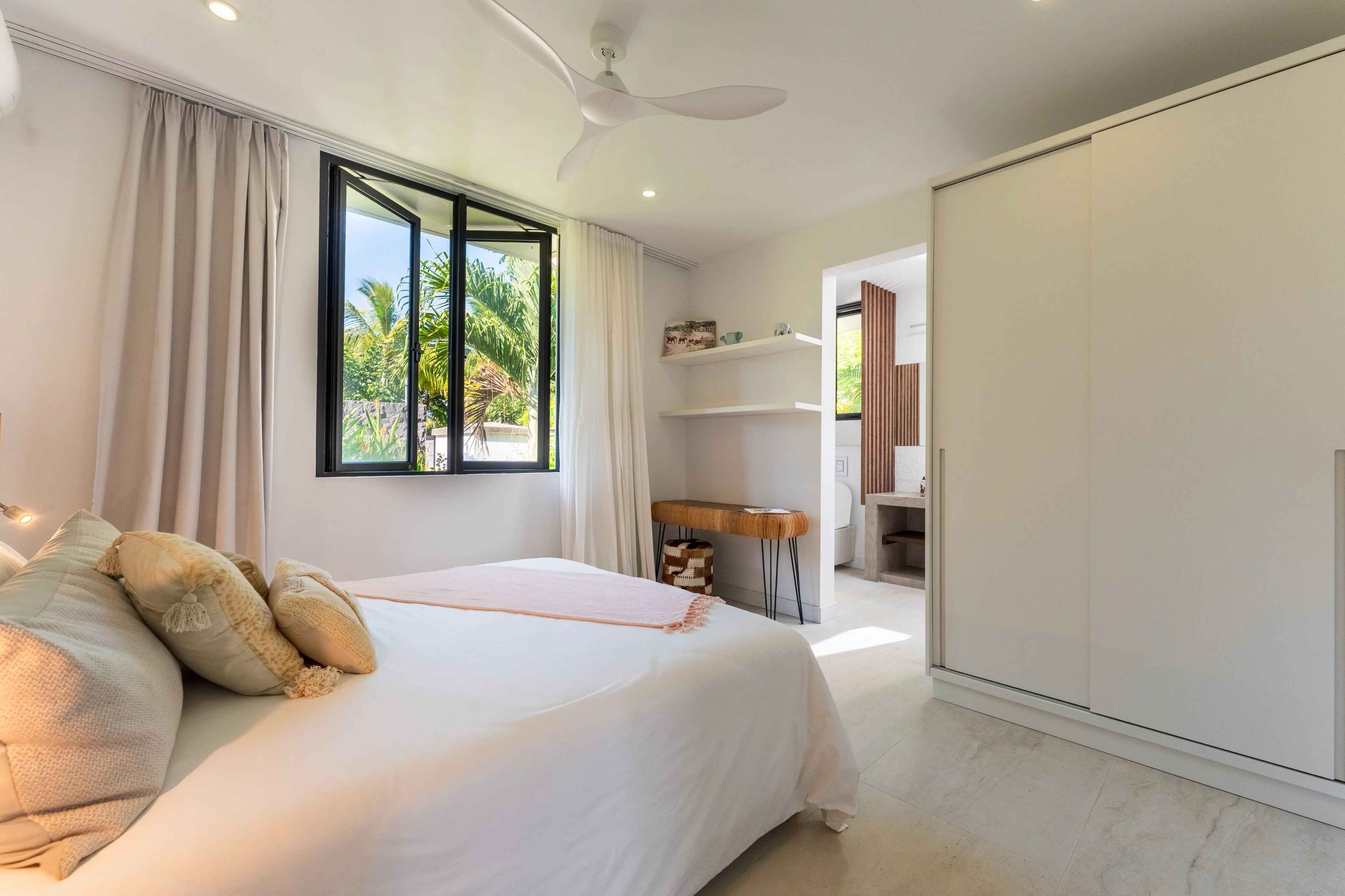 Fce87a821ddfea3f671d2a3a5a1e48b2 1e6bf9b4f0 4096 original - Attribut alt par défaut.