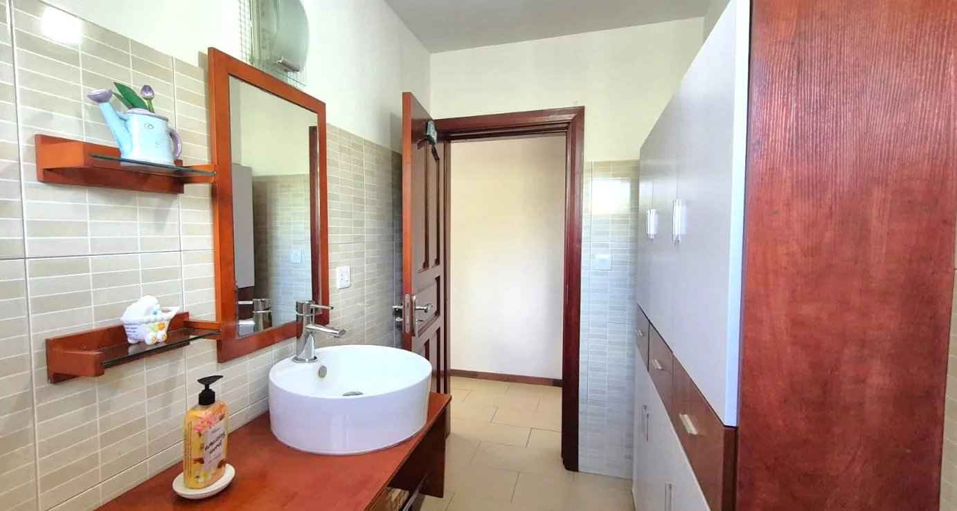 Fa76e2f168d28f4c4d23c249b474e872 9f0f40db7d 1382 original - Translation missing: en.helpers.application.image_tag.default_alt