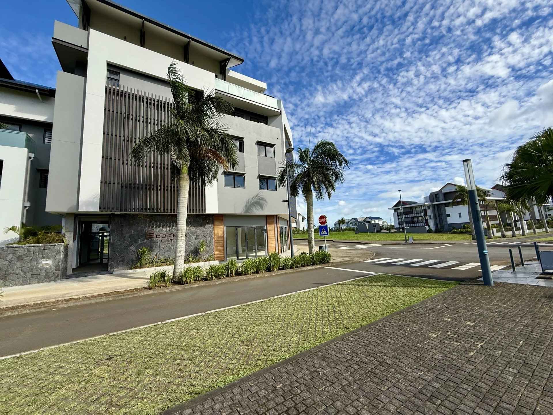 427fdeb8fb2c52e07206d5ae46705e0e 030111b00b 1920 original - Translation missing: en.helpers.application.image_tag.default_alt