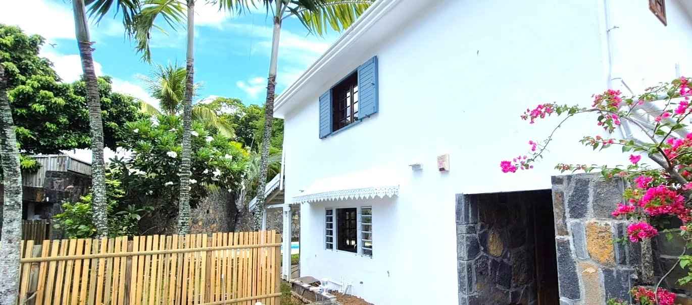 42adaac073d190584cc428727ba7d757 0bfb521299 1370 original - Attribut alt par défaut.