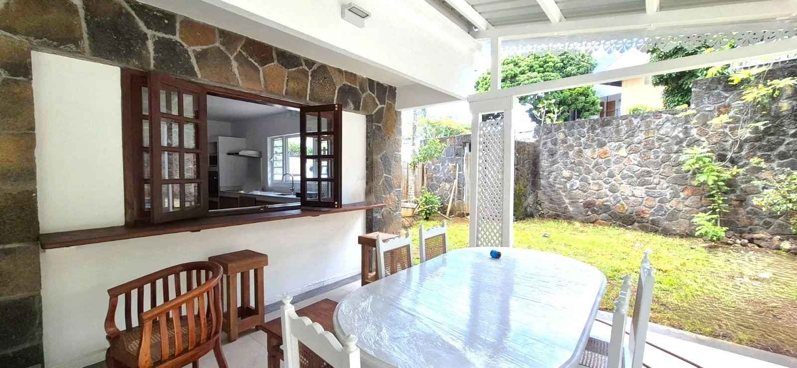 9533c81ba770f18db8f71c4b0f1ca798 2bd2945789 1600 original - Attribut alt par défaut.