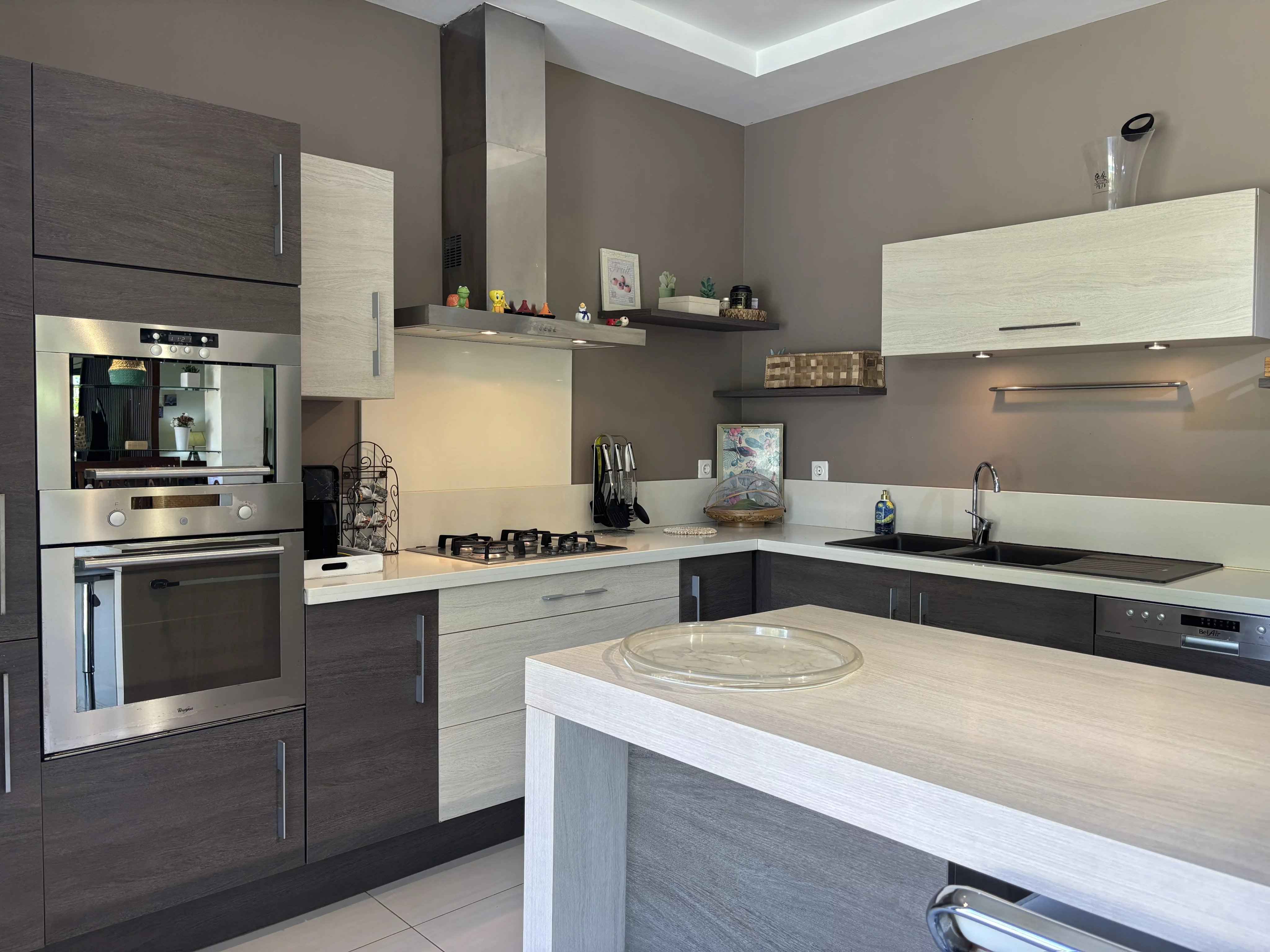 Aeb861aa726ea27a947f47f2eae949a1 6a6a63656b 4096 original - Translation missing: en.helpers.application.image_tag.default_alt