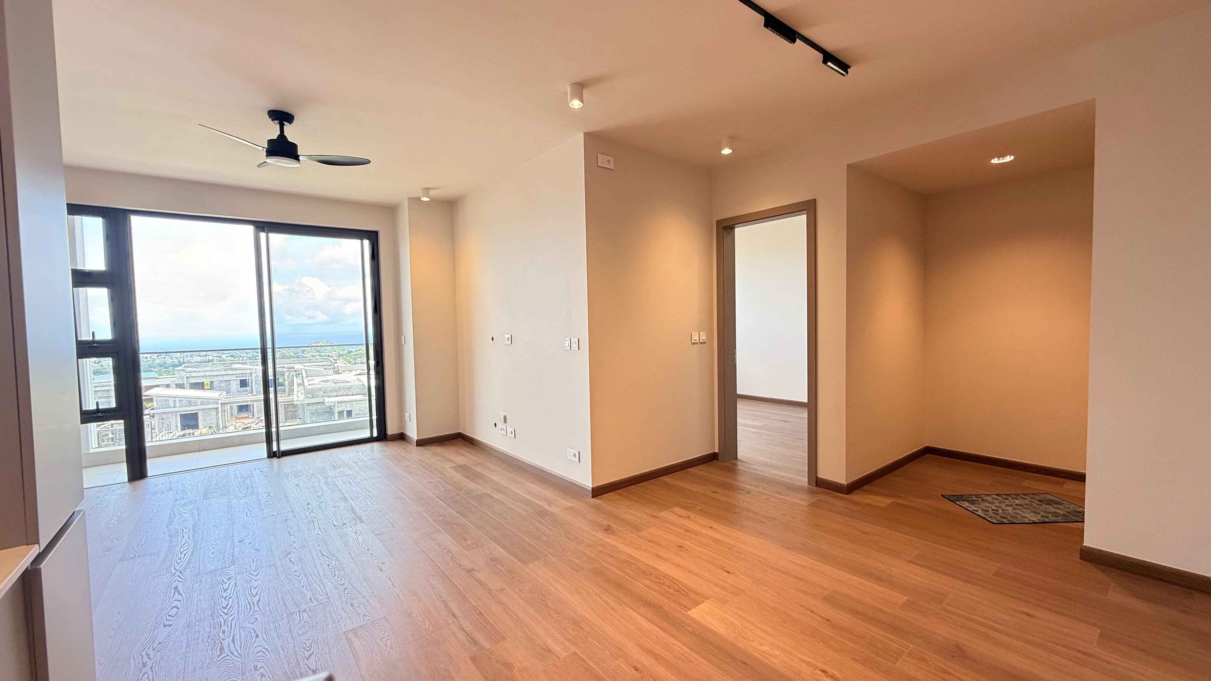 Bcac79e25a918d8b23cfc24902bb12d9 5bb98f07ee 4032 original - Translation missing: en.helpers.application.image_tag.default_alt