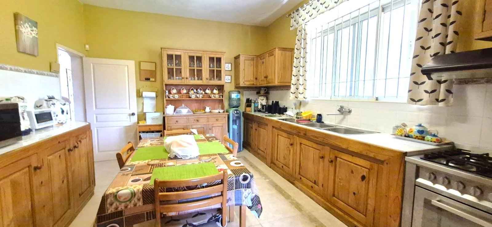 52b332debd80d1f9f3016bc59dc14f98 1bc9a36718 1600 original - Attribut alt par défaut.