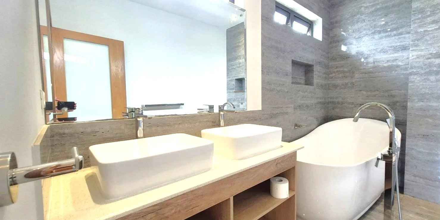 4d2e8a3cf3a6a93fac5eaee957eade1e b3fcf4291d 1478 original - Attribut alt par défaut.