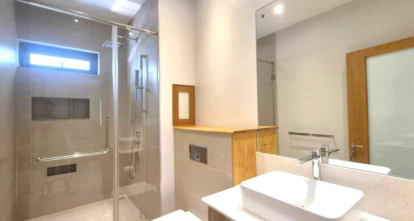 02a87c30671dc03603ba9e1d0e3d709b 528e406b84 1382 original - Attribut alt par défaut.