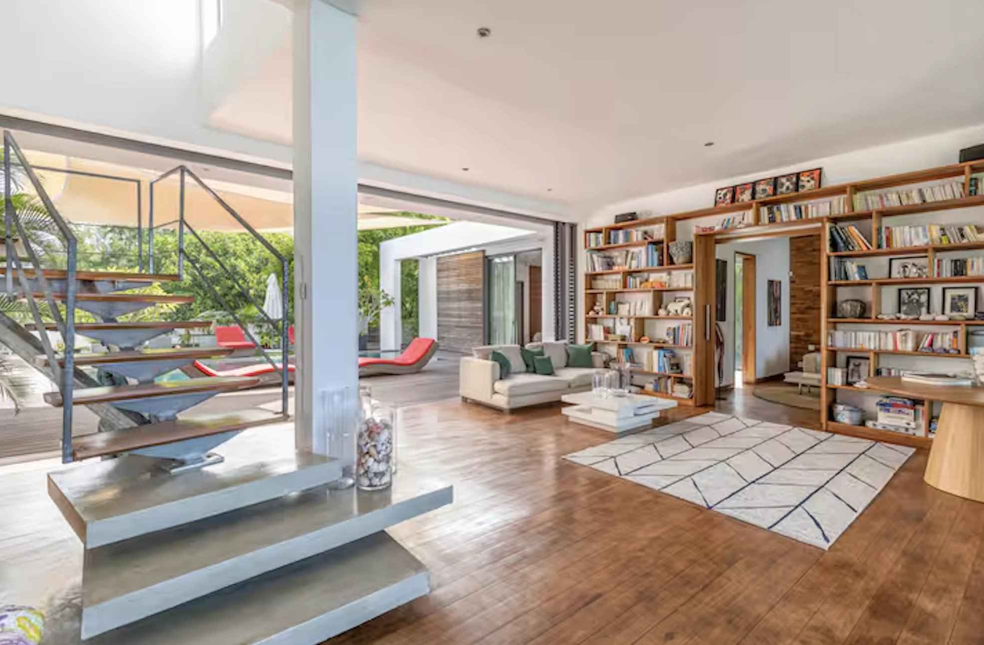 C53a69381365de0c053b2d803d35a184 8e7d5b3001 1972 original - Translation missing: en.helpers.application.image_tag.default_alt