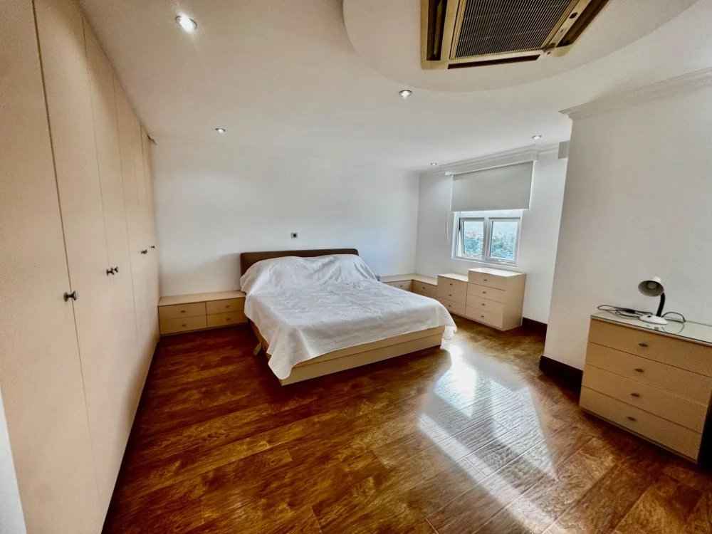 99df5610ca7d4ef435e98ad6b0017399 3fa6273716 1000 original - Attribut alt par défaut.