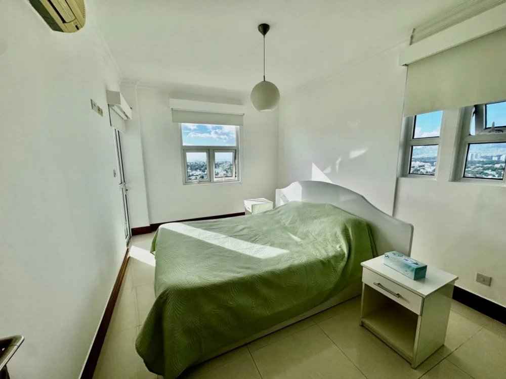 D92ac579ba66283ea38b44a44dd3ac53 af814b990d 1000 original - Attribut alt par défaut.