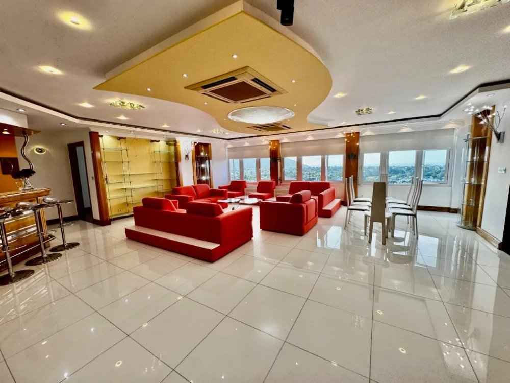 F6e6ac8186ca5339af82343fd789aa42 535cdc2e45 1000 original - Attribut alt par défaut.