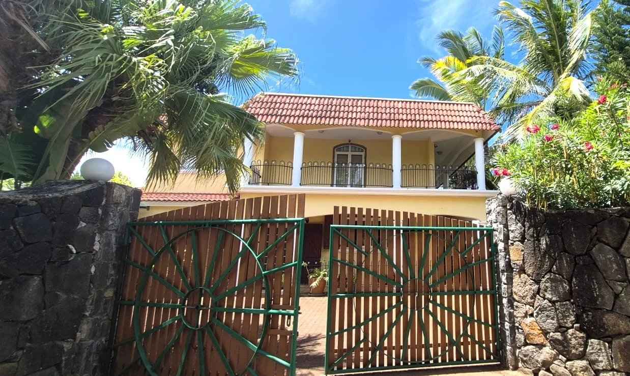 Eb735bbef8aa785cf45627257507aff9 5d36eaf25d 1238 original - Attribut alt par défaut.