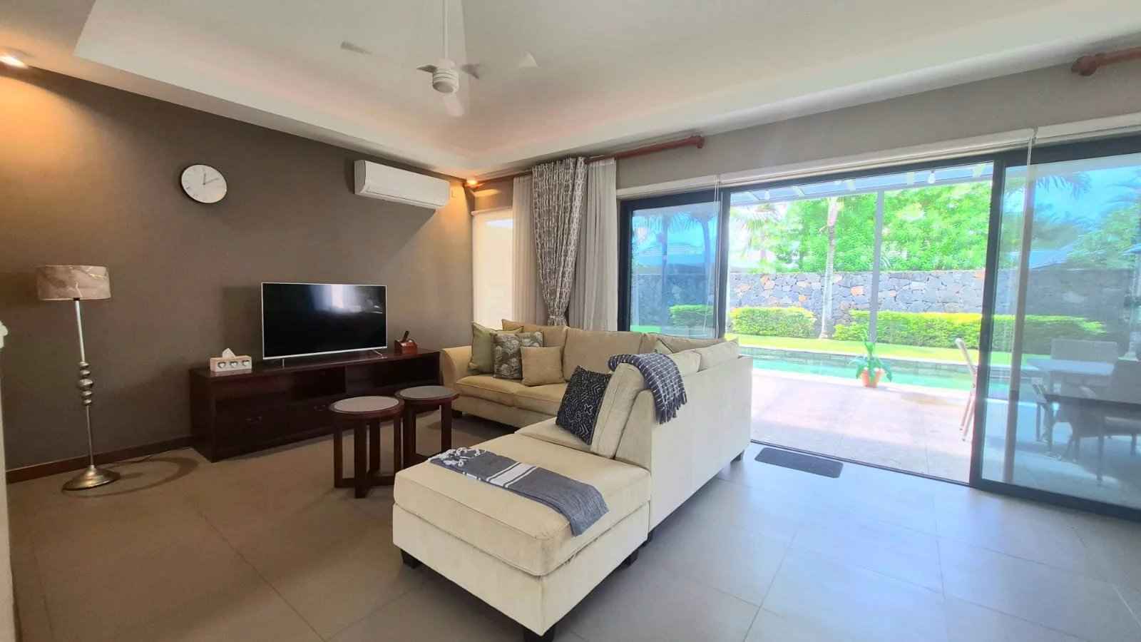 Dce94a2b670423826e4db6760cd50a93 4bfa07f8e8 1600 original - Translation missing: en.helpers.application.image_tag.default_alt