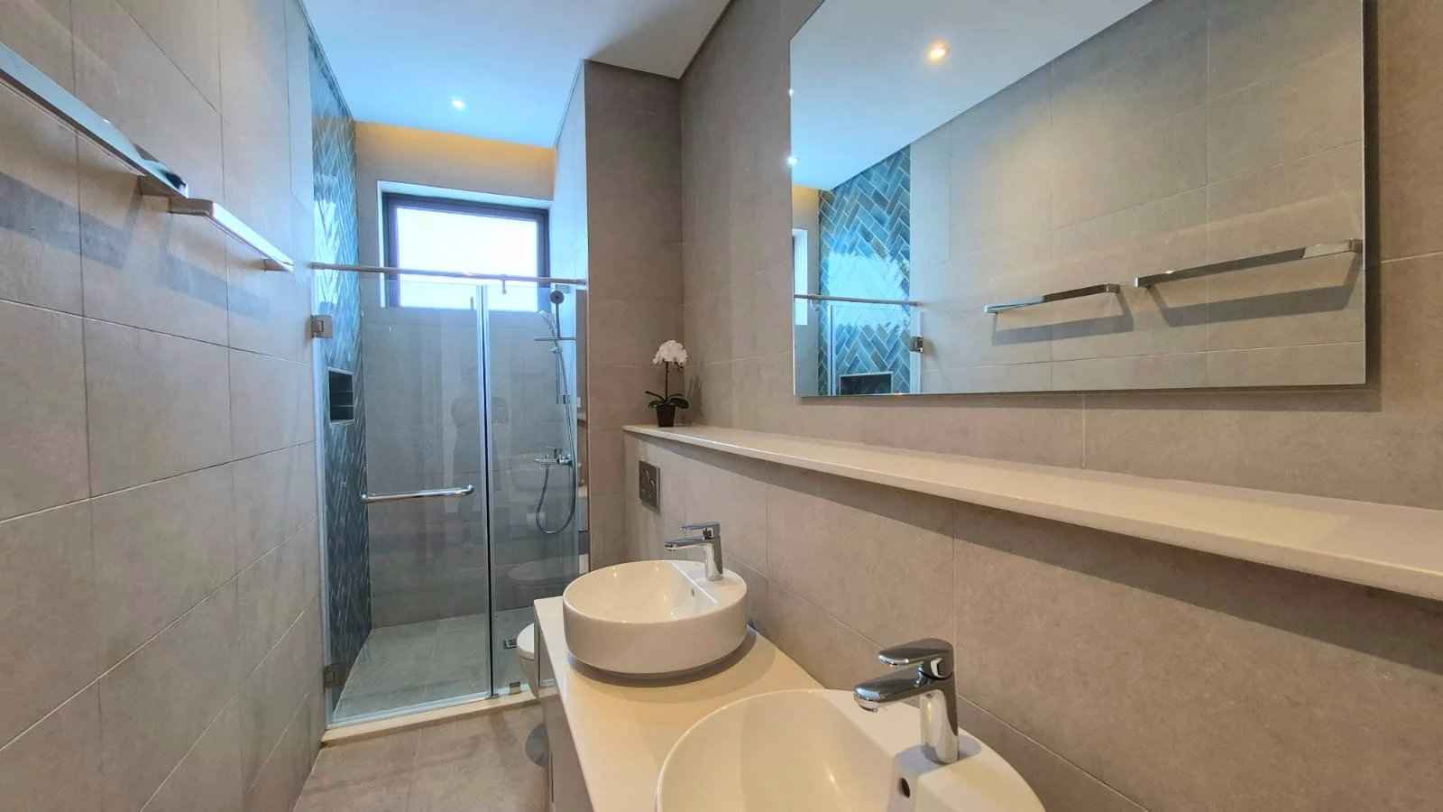 73599cd903999de0c5e9ecd9870d09be 37670bcb3c 1600 original - Translation missing: en.helpers.application.image_tag.default_alt