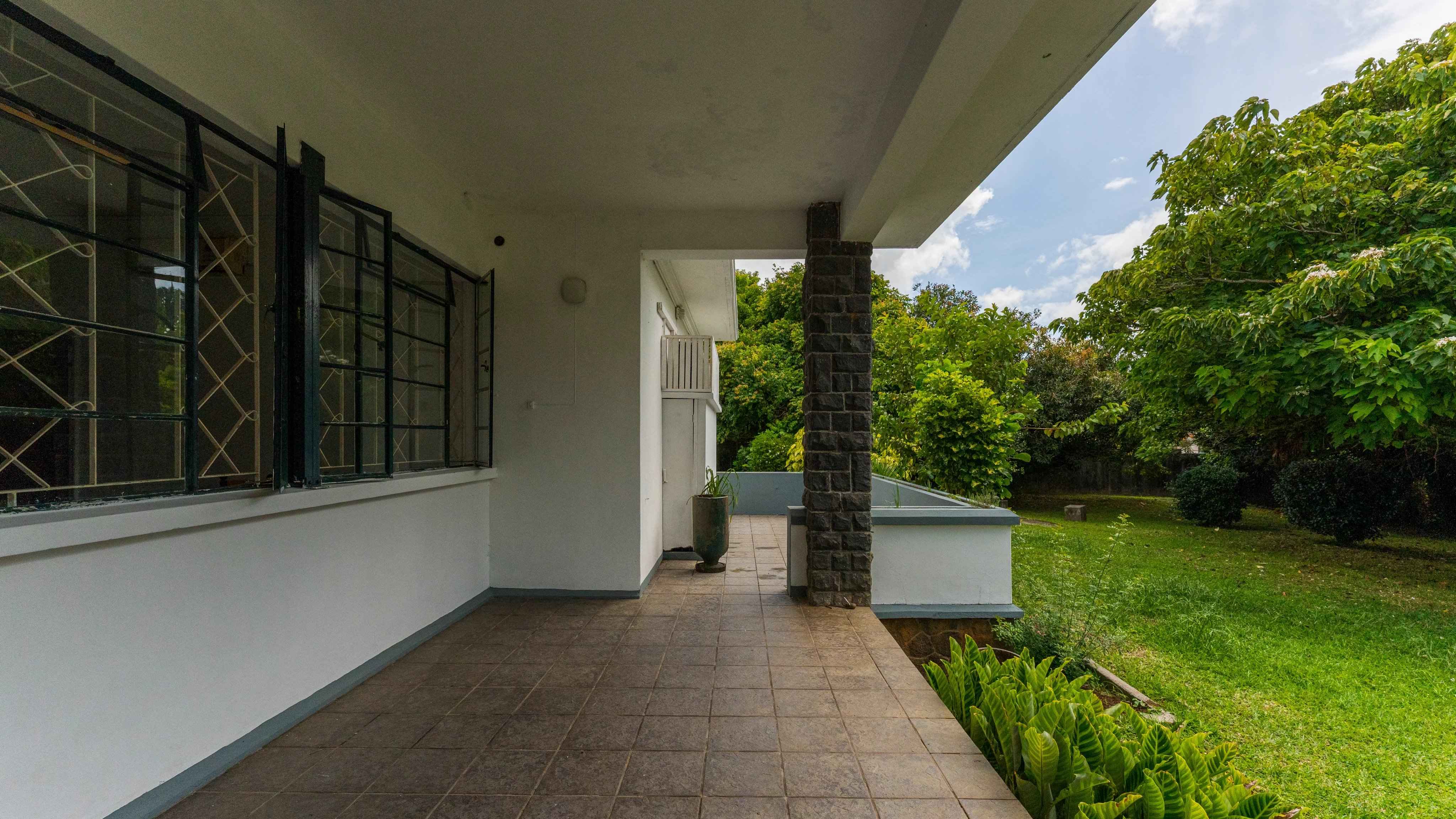 Eed5f91d0286c0a1984a116a8f86a0f0 5a7a444ee4 4096 original - Attribut alt par défaut.