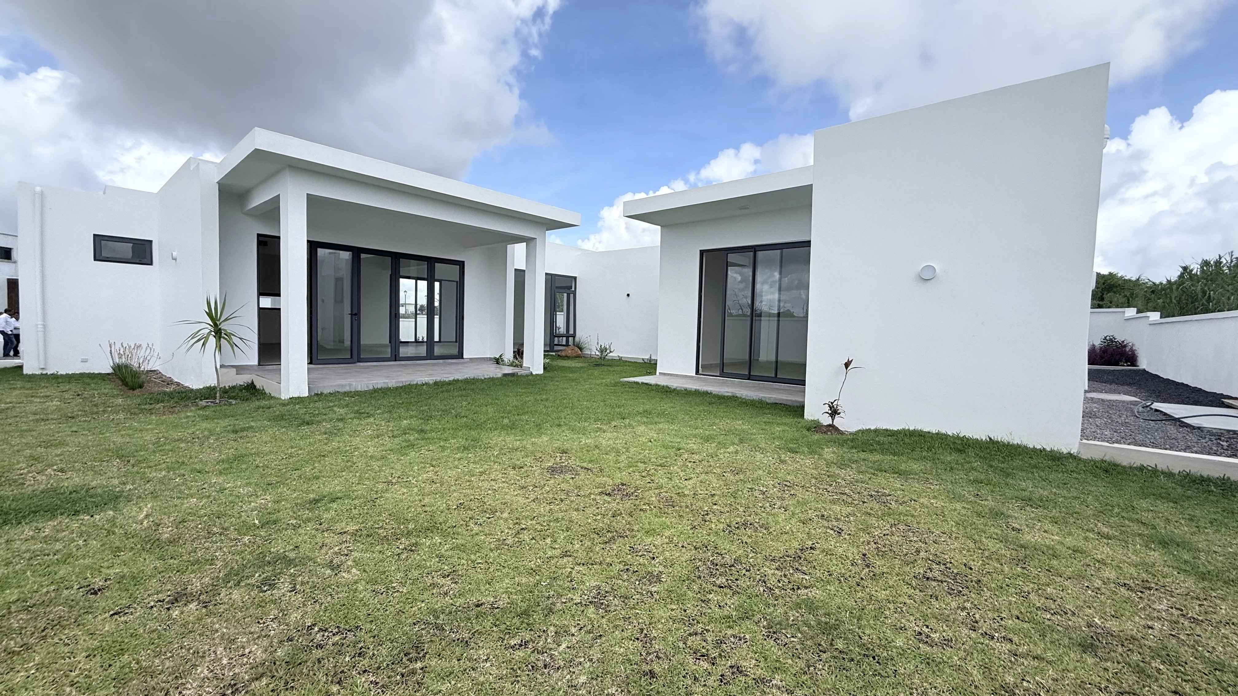 3ce27907e05062fdeaa22baf04bdba0a cd2cc07e3e 4032 original - Attribut alt par défaut.