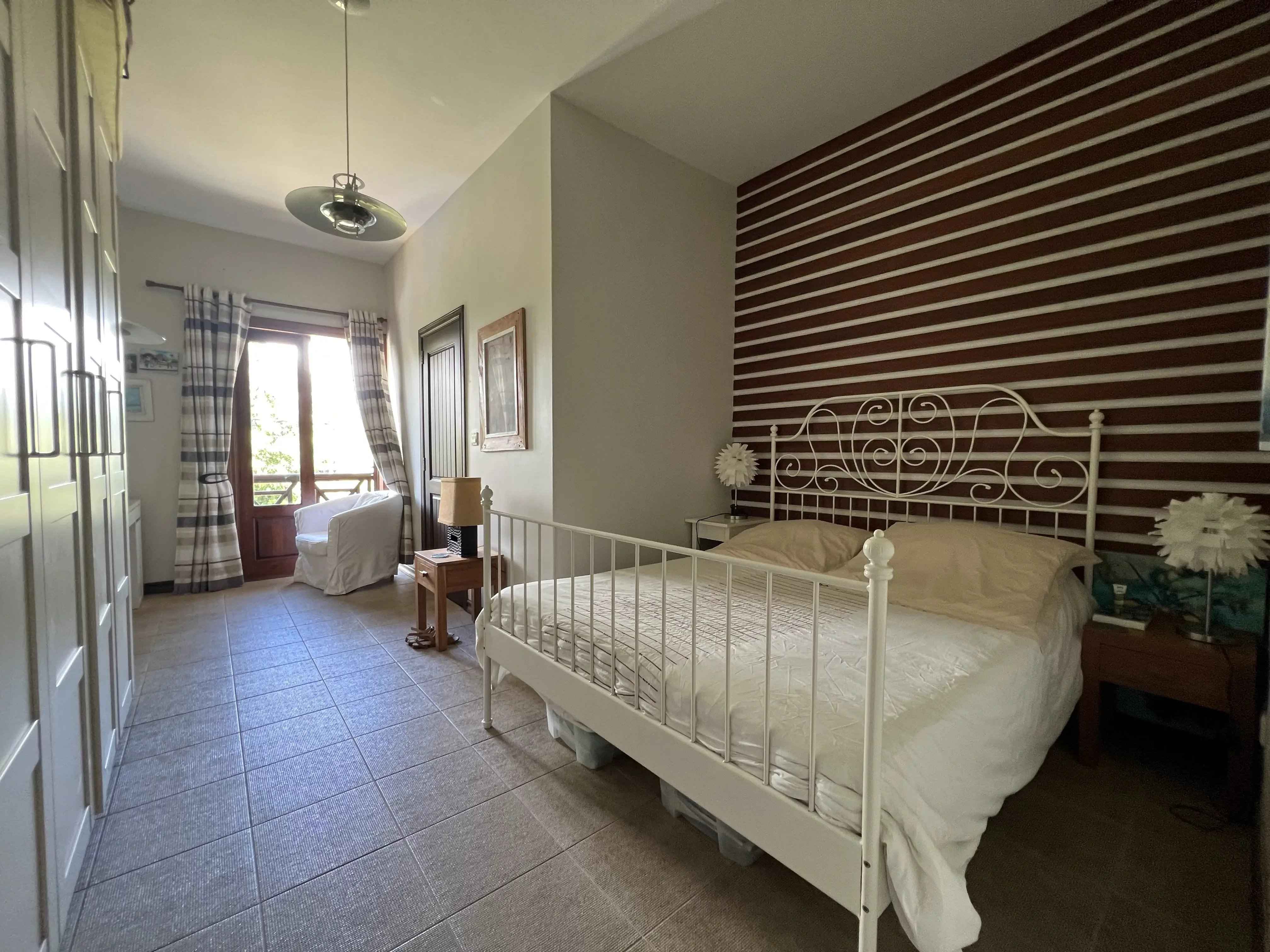 4cfb925e4fb2542290ffadbcf114afd8 697a9edb90 4032 original - Attribut alt par défaut.